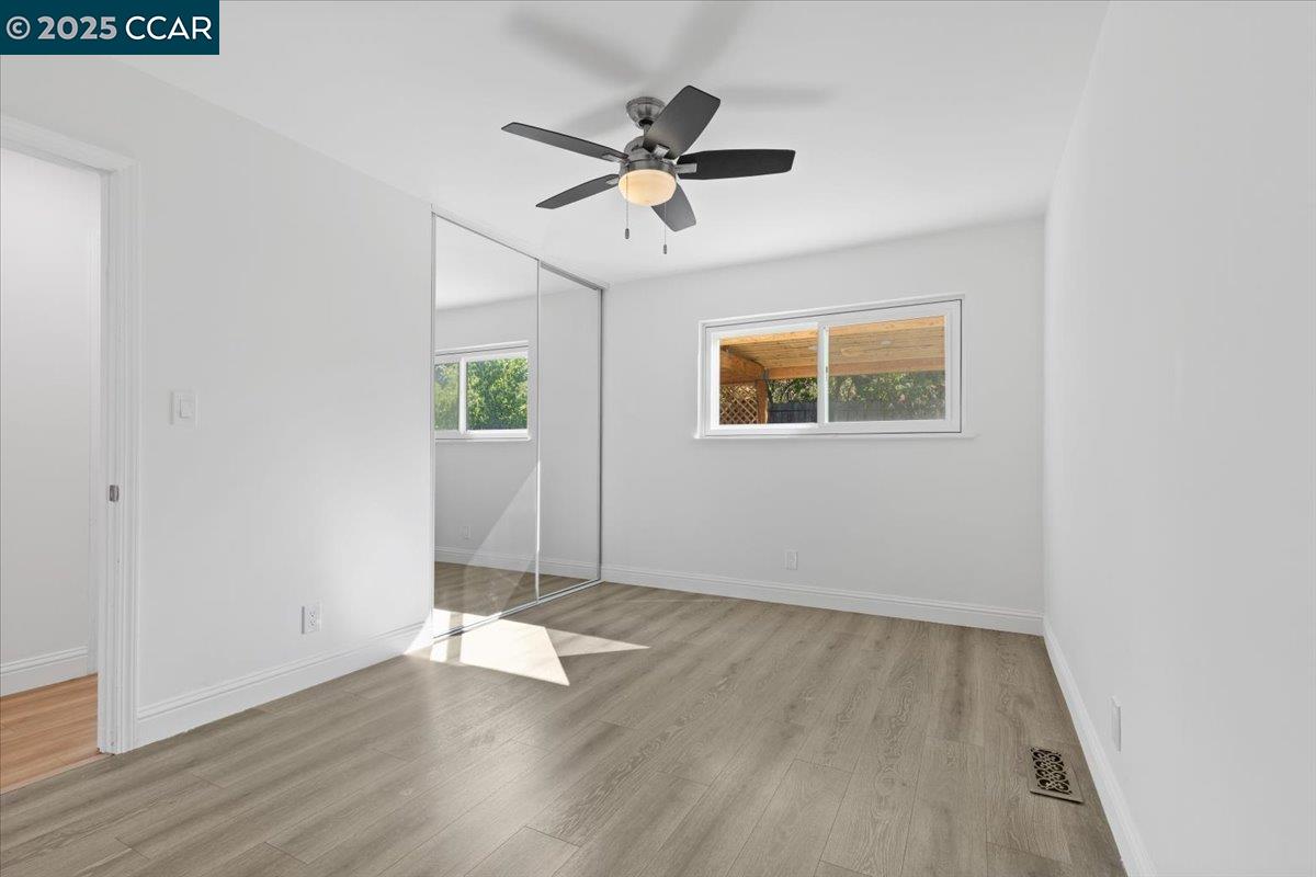 Detail Gallery Image 13 of 32 For 5146 Red Oak Dr, Concord,  CA 94521 - 4 Beds | 2 Baths