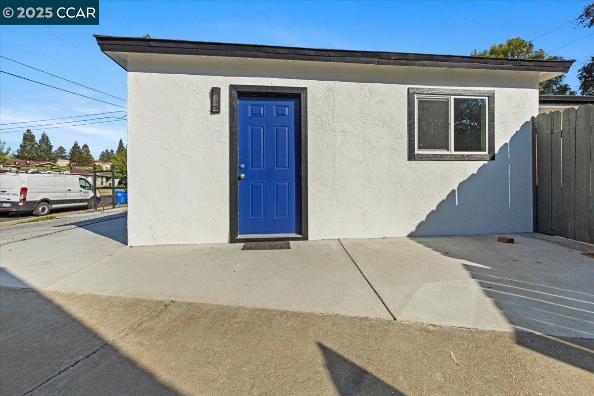 Detail Gallery Image 16 of 32 For 5146 Red Oak Dr, Concord,  CA 94521 - 4 Beds | 2 Baths