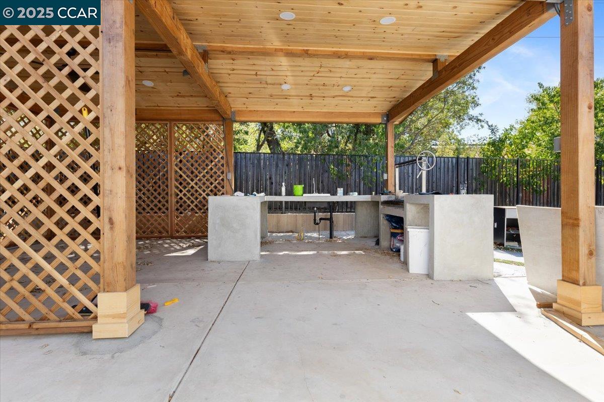 Detail Gallery Image 27 of 32 For 5146 Red Oak Dr, Concord,  CA 94521 - 4 Beds | 2 Baths