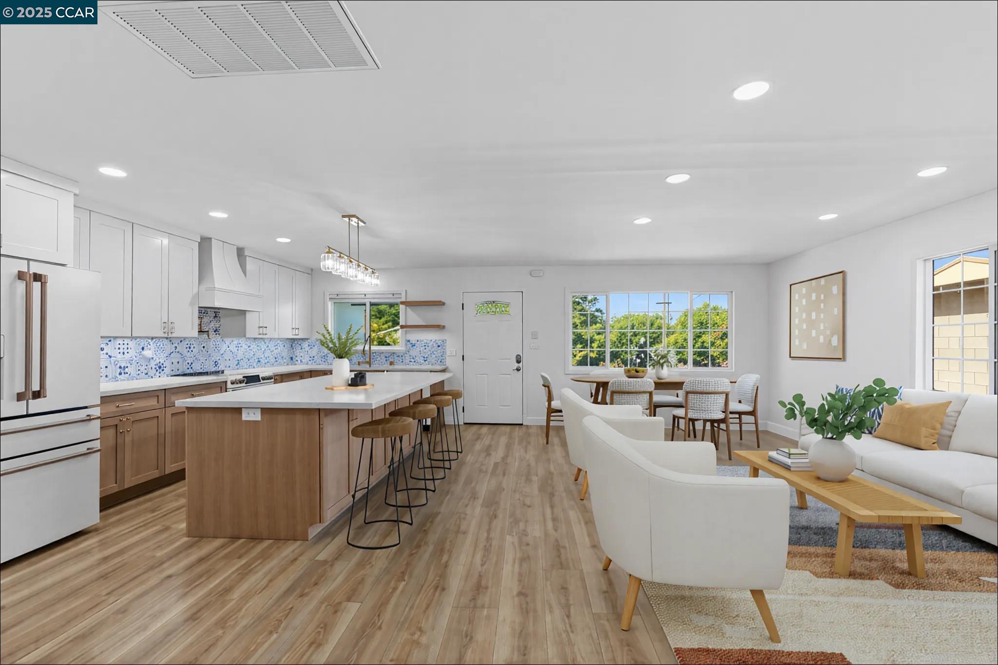 Detail Gallery Image 3 of 32 For 5146 Red Oak Dr, Concord,  CA 94521 - 4 Beds | 2 Baths