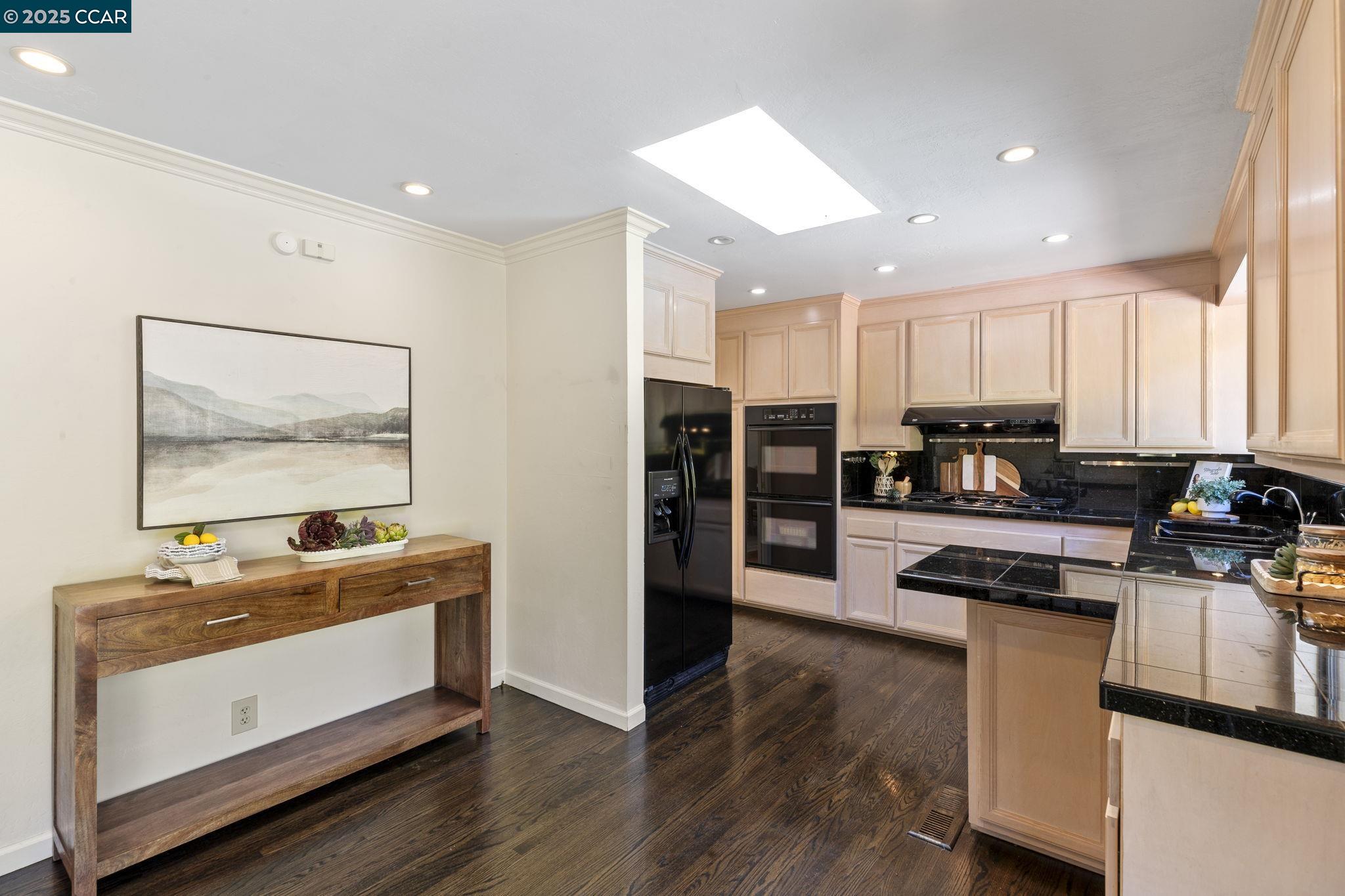 Detail Gallery Image 17 of 42 For 275 Gil Blas Rd, Danville,  CA 94526 - 3 Beds | 2 Baths
