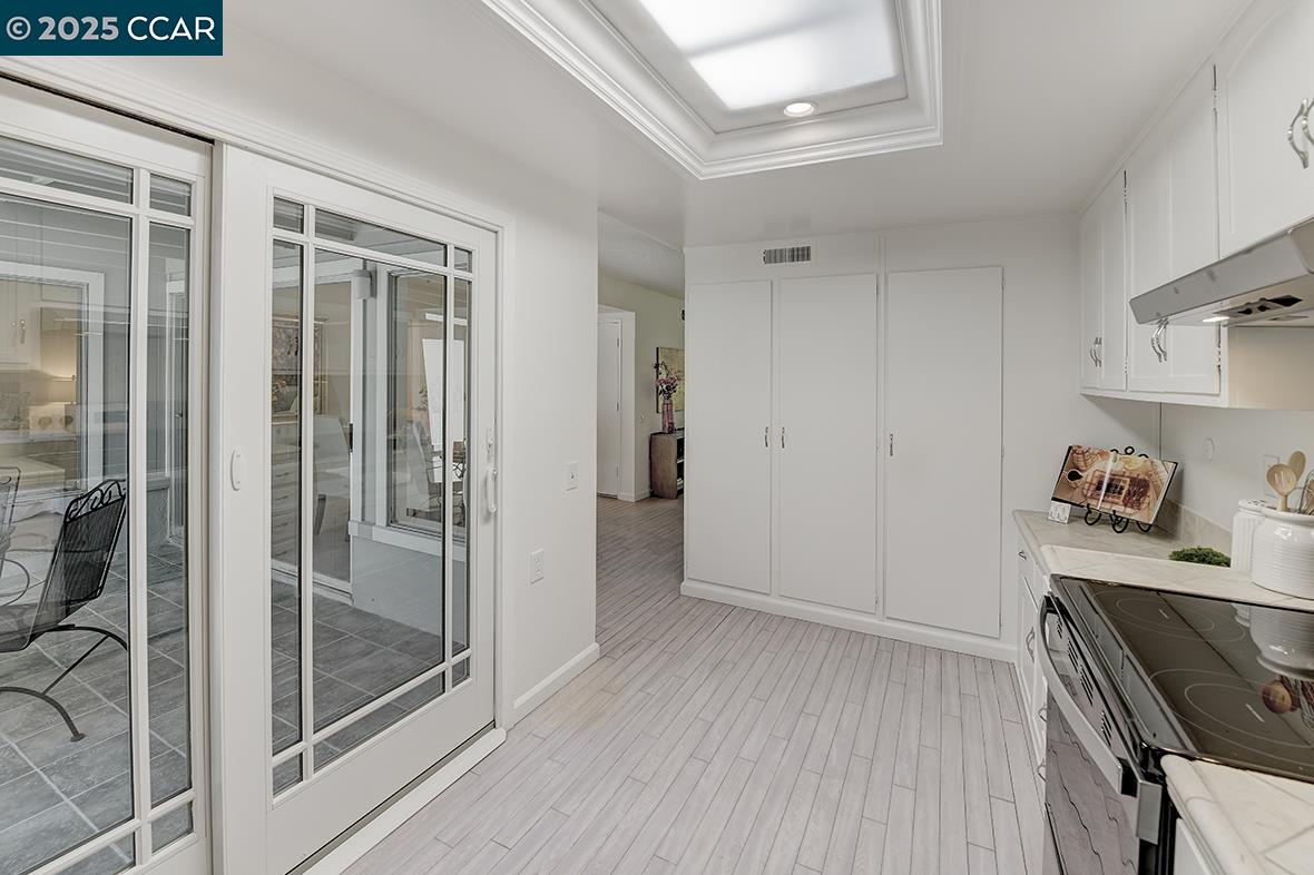 Detail Gallery Image 14 of 49 For 1517 Oakmont #3,  Walnut Creek,  CA 94595 - 2 Beds | 1 Baths