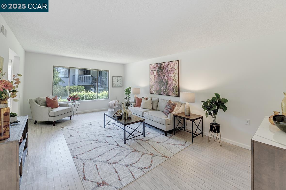 Detail Gallery Image 27 of 49 For 1517 Oakmont #3,  Walnut Creek,  CA 94595 - 2 Beds | 1 Baths