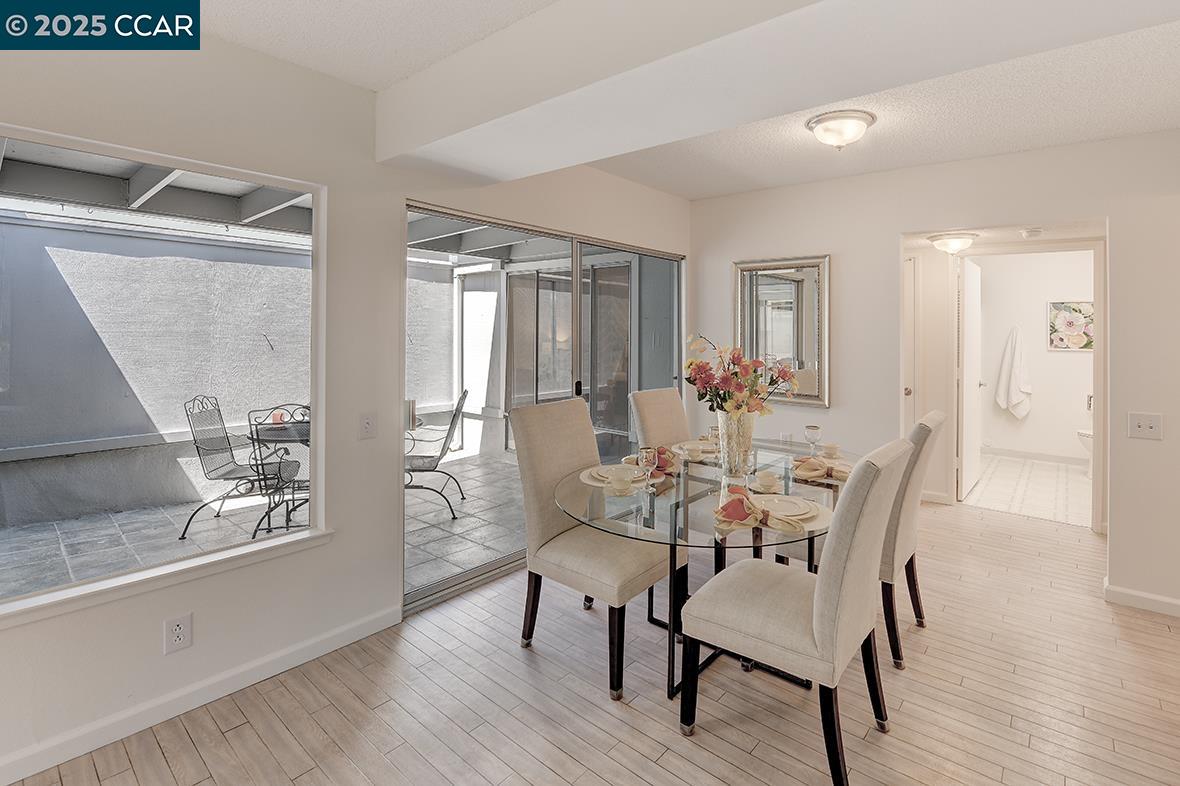Detail Gallery Image 5 of 49 For 1517 Oakmont #3,  Walnut Creek,  CA 94595 - 2 Beds | 1 Baths