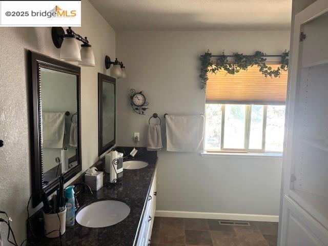 Detail Gallery Image 18 of 34 For 12727 Hetch Hetchy Court, Groveland,  CA 95321-9547 - 3 Beds | 2 Baths