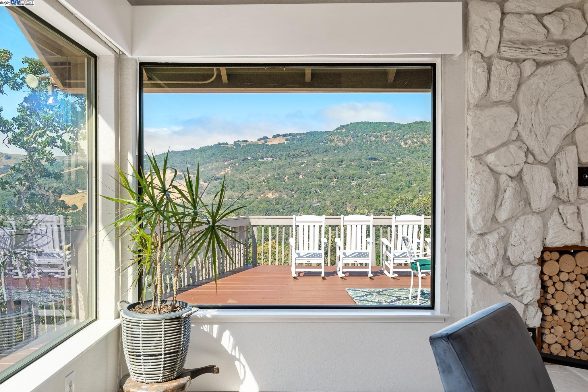 Detail Gallery Image 9 of 60 For 1795 Green Valley Oaks Dr, Fairfield,  CA 94534 - 3 Beds | 2/1 Baths