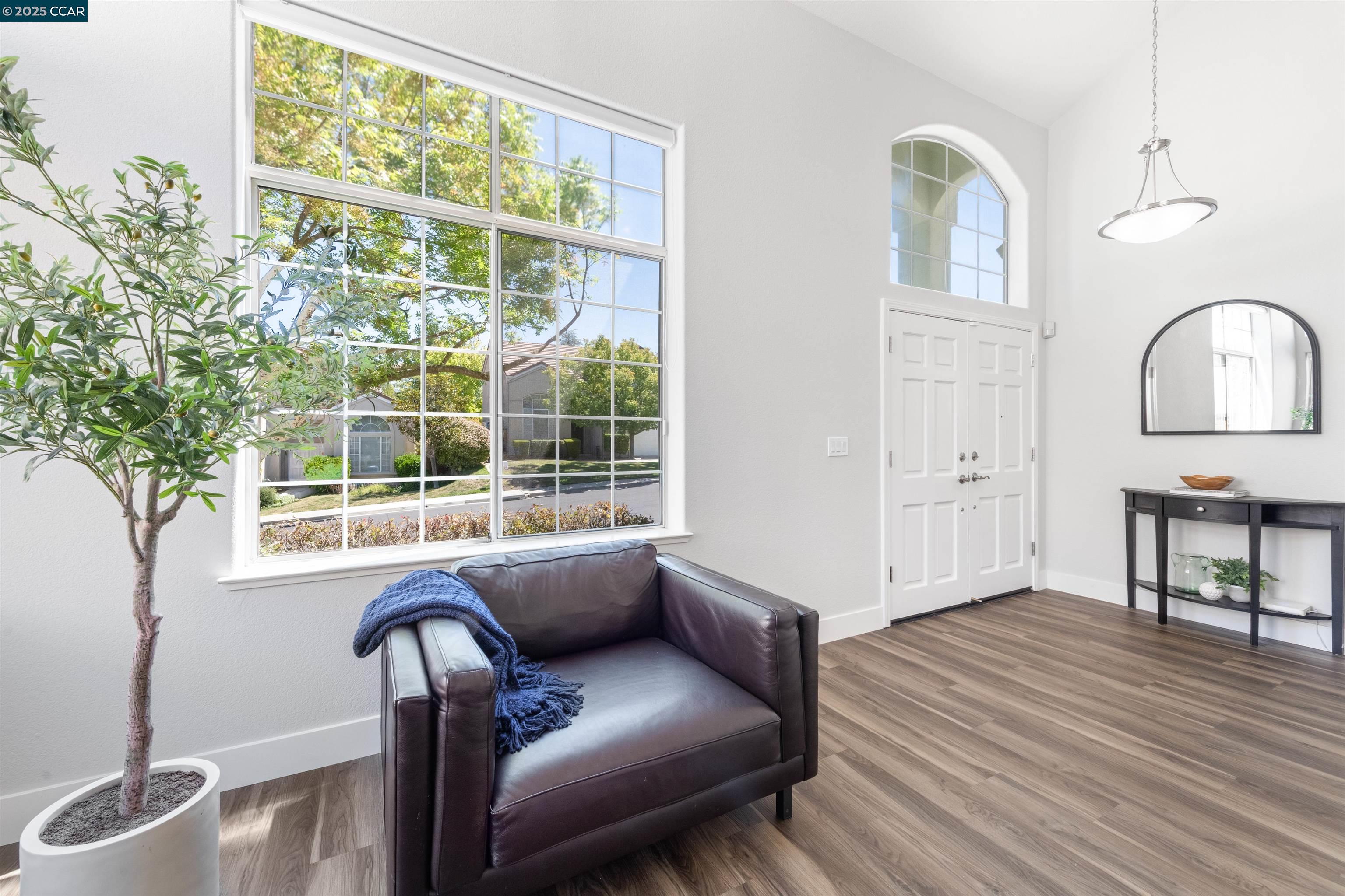 Detail Gallery Image 4 of 53 For 16 Haskins Ranch Cir, Danville,  CA 94506 - 4 Beds | 3 Baths