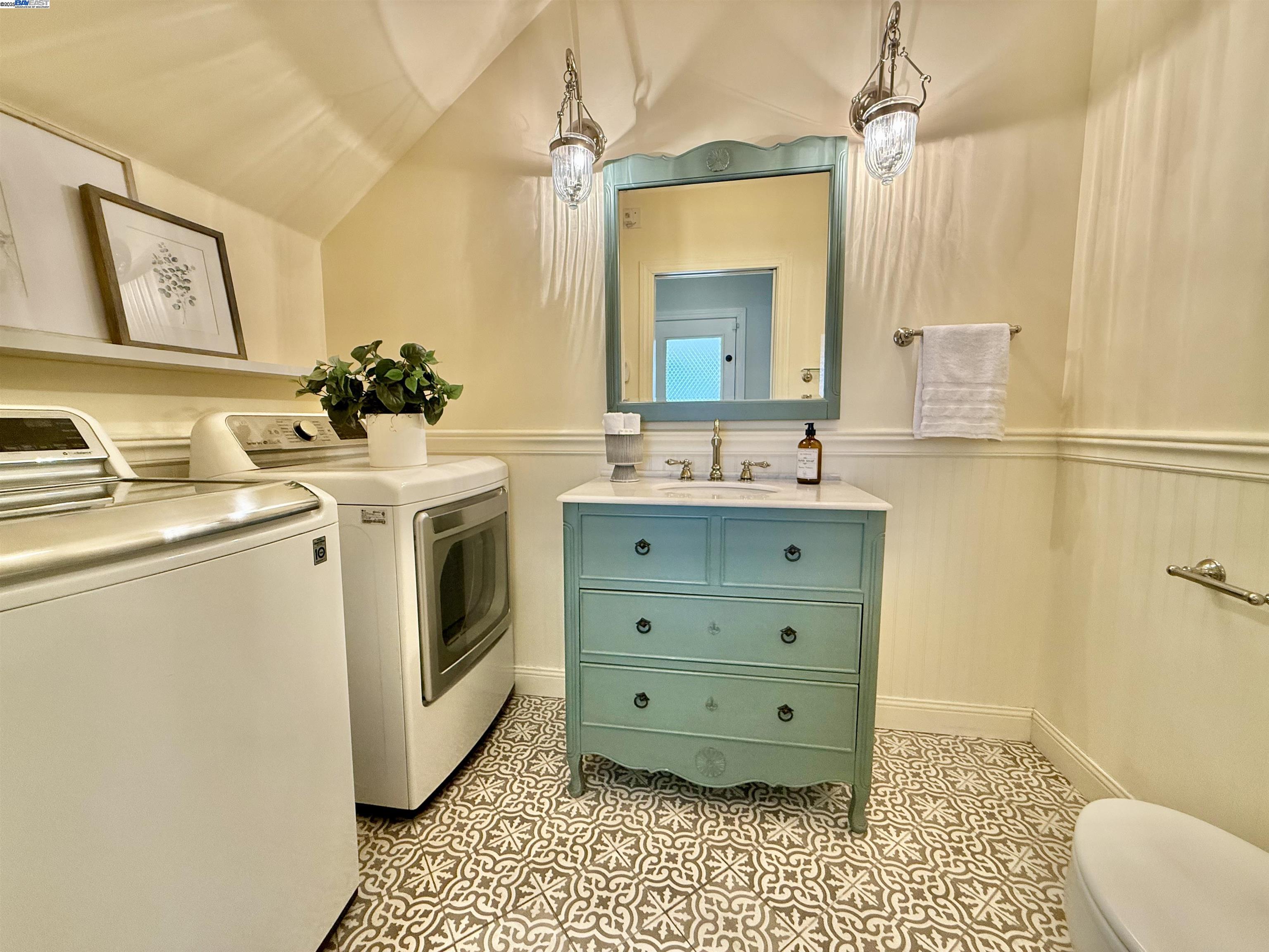 Detail Gallery Image 29 of 60 For 1164 Lexington Way, Livermore,  CA 94550 - 6 Beds | 4/1 Baths