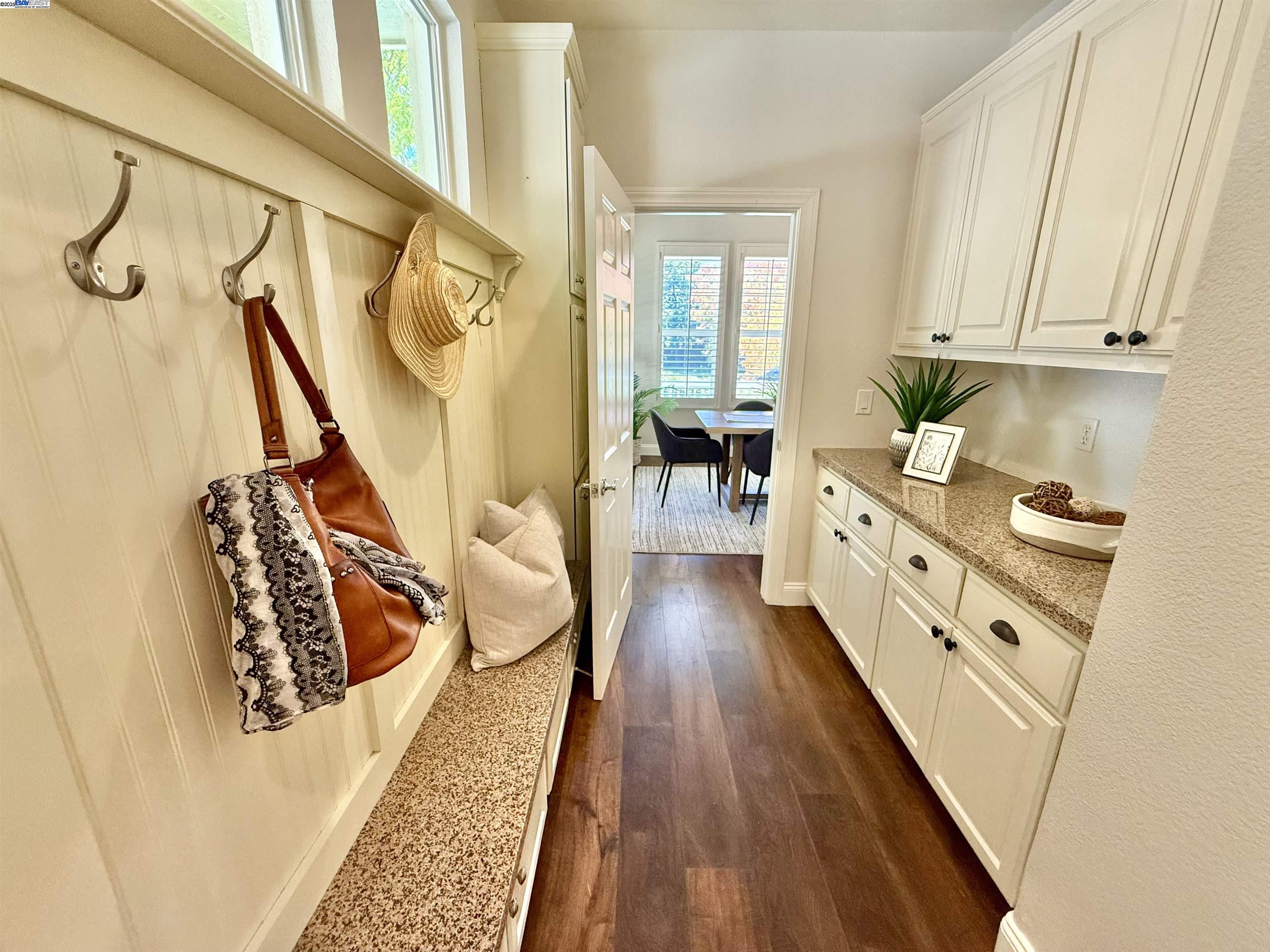Detail Gallery Image 30 of 60 For 1164 Lexington Way, Livermore,  CA 94550 - 6 Beds | 4/1 Baths