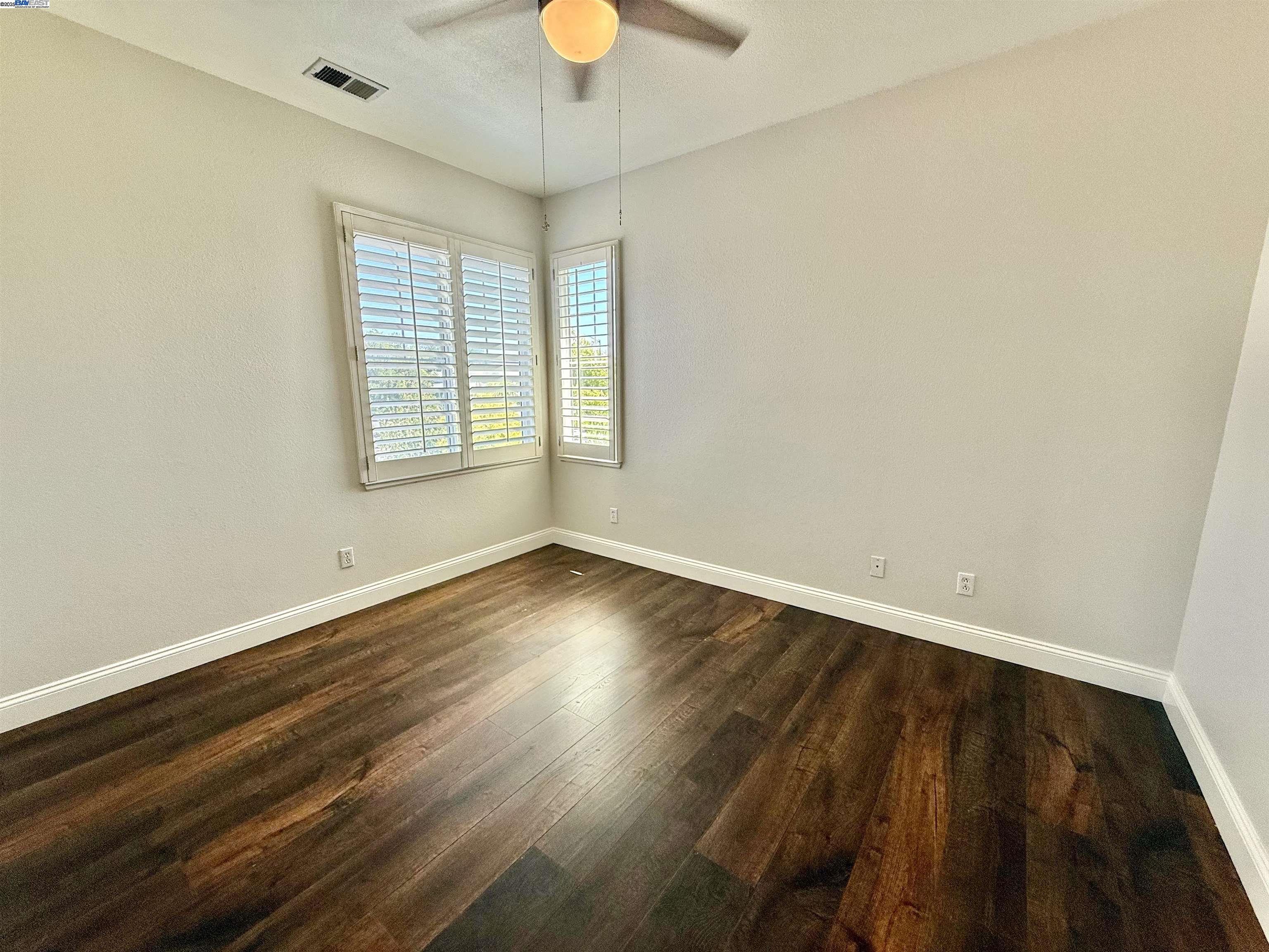 Detail Gallery Image 34 of 60 For 1164 Lexington Way, Livermore,  CA 94550 - 6 Beds | 4/1 Baths