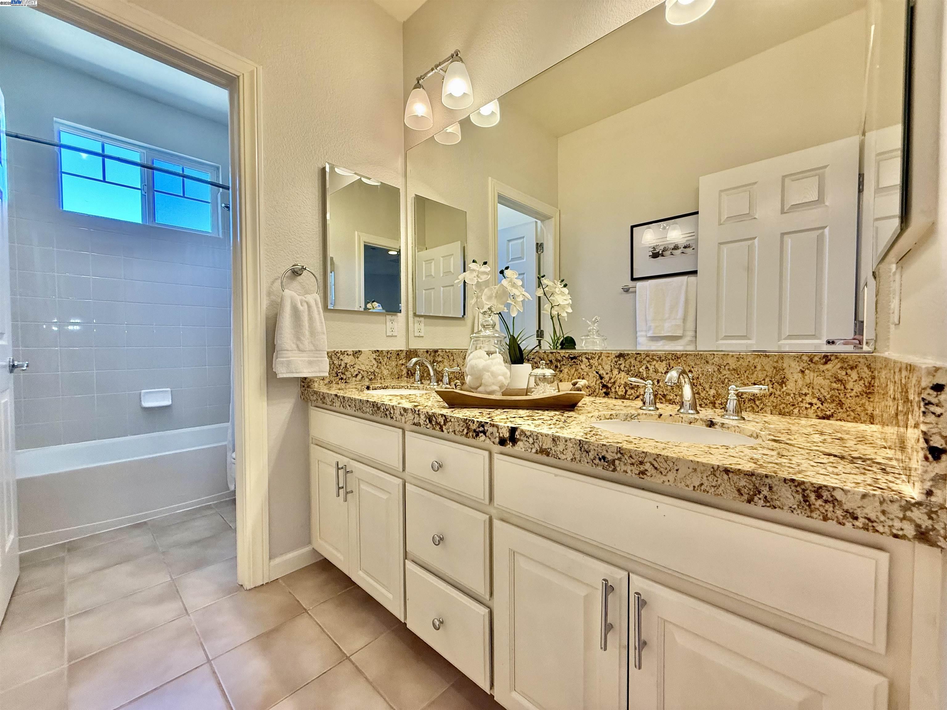 Detail Gallery Image 36 of 60 For 1164 Lexington Way, Livermore,  CA 94550 - 6 Beds | 4/1 Baths
