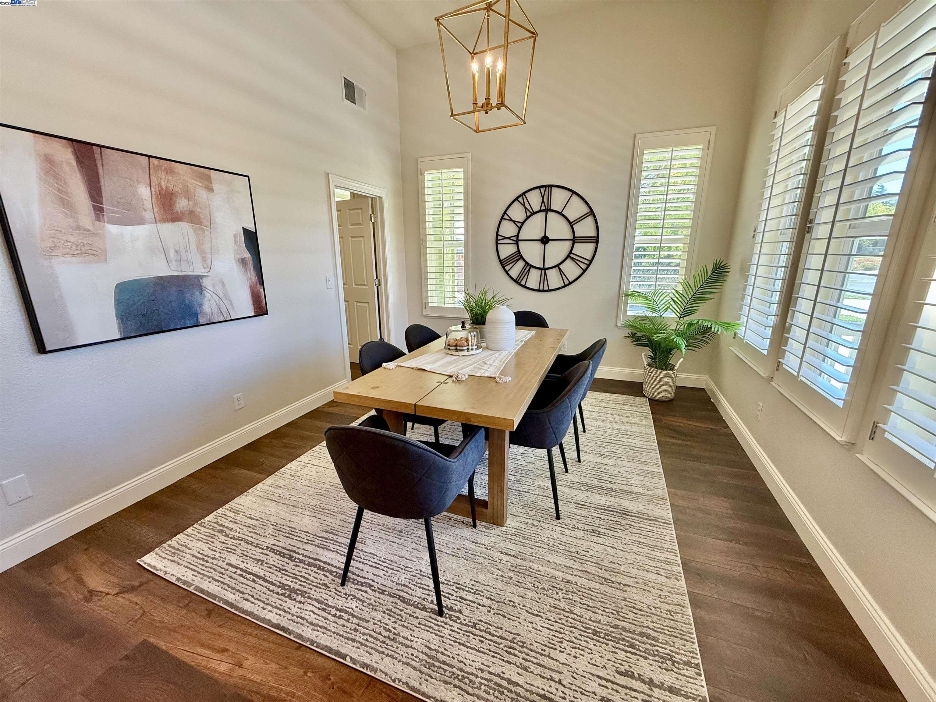 Detail Gallery Image 5 of 60 For 1164 Lexington Way, Livermore,  CA 94550 - 6 Beds | 4/1 Baths
