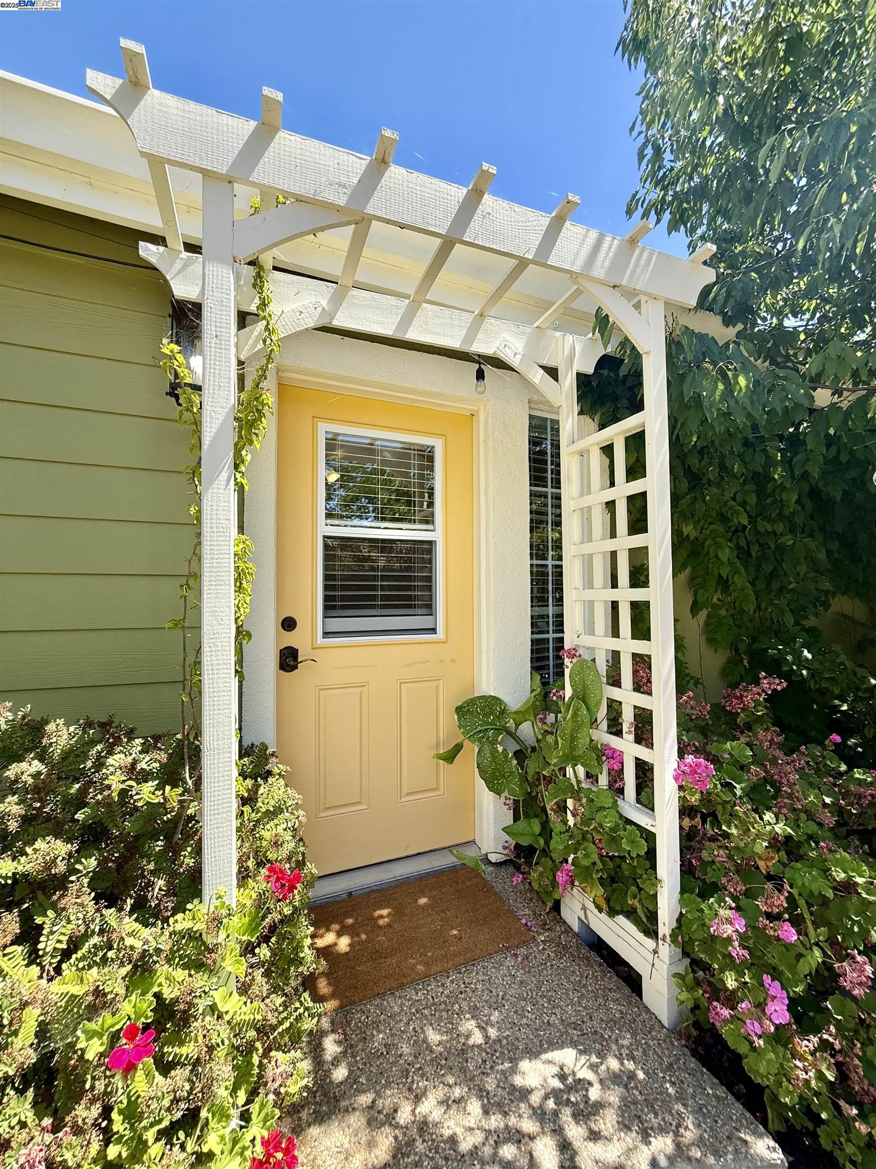 Detail Gallery Image 46 of 60 For 1164 Lexington Way, Livermore,  CA 94550 - 6 Beds | 4/1 Baths