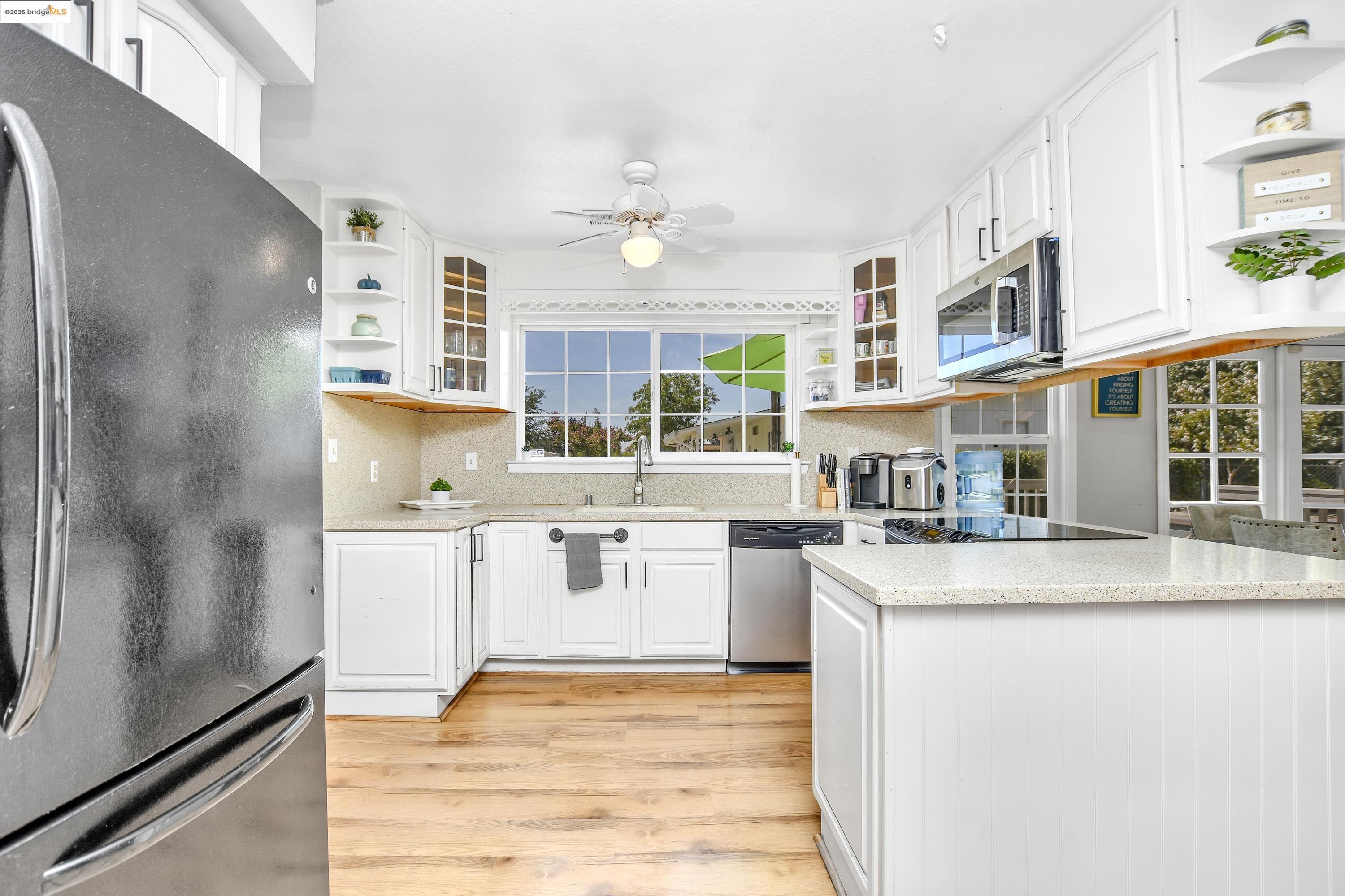 Detail Gallery Image 14 of 52 For 1925 Sunset Rd, Brentwood,  CA 94513 - 3 Beds | 2 Baths
