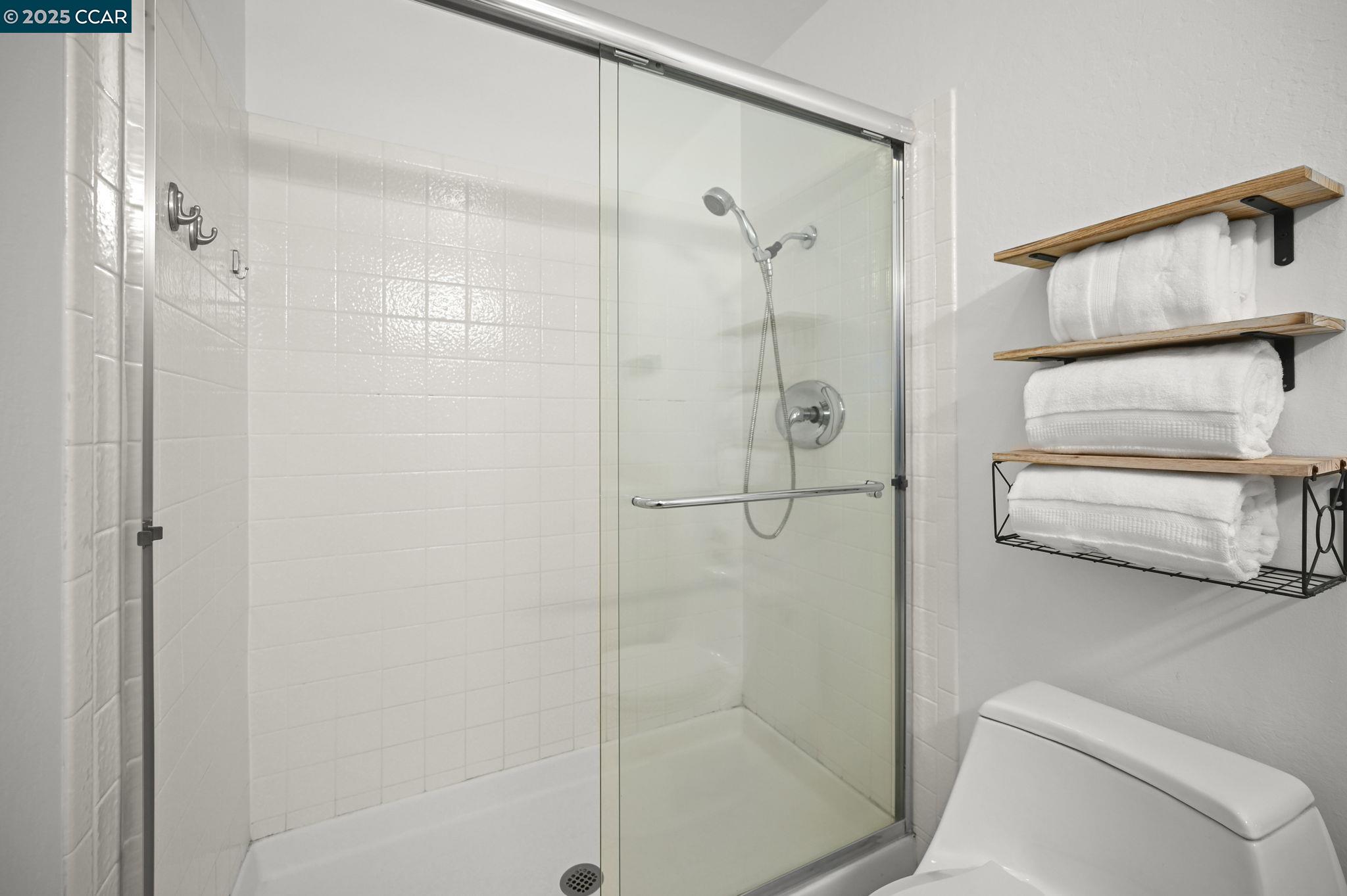 Detail Gallery Image 24 of 34 For 407 Tampico, Walnut Creek,  CA 94598 - 3 Beds | 2/1 Baths