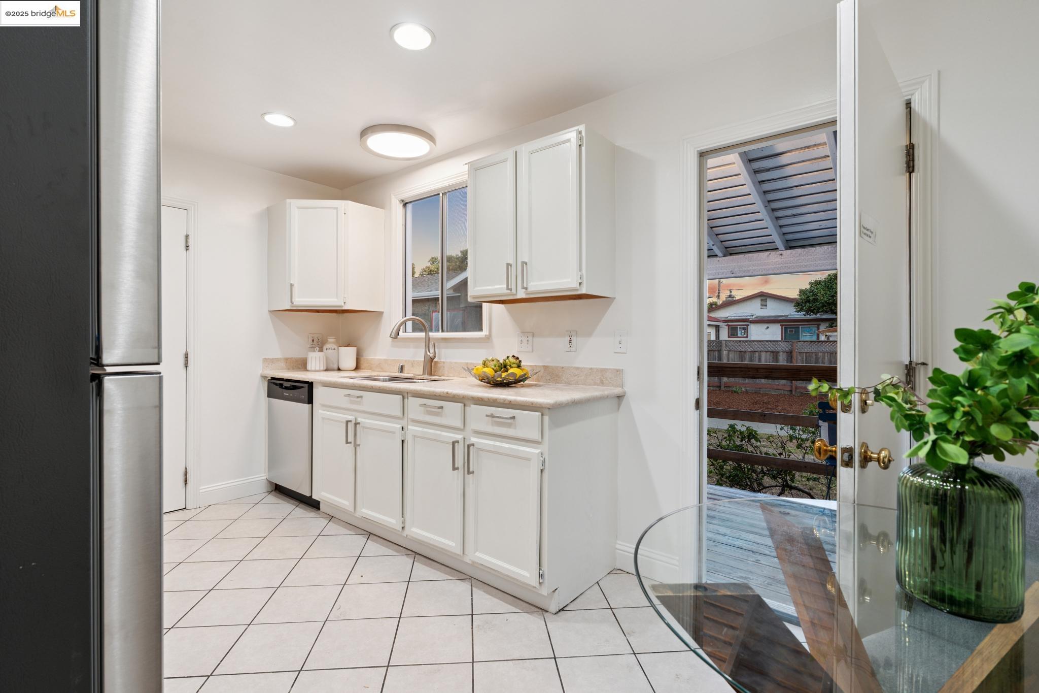 Detail Gallery Image 26 of 48 For 3500 Tulare Ave, Richmond,  CA 94804 - 2 Beds | 1 Baths