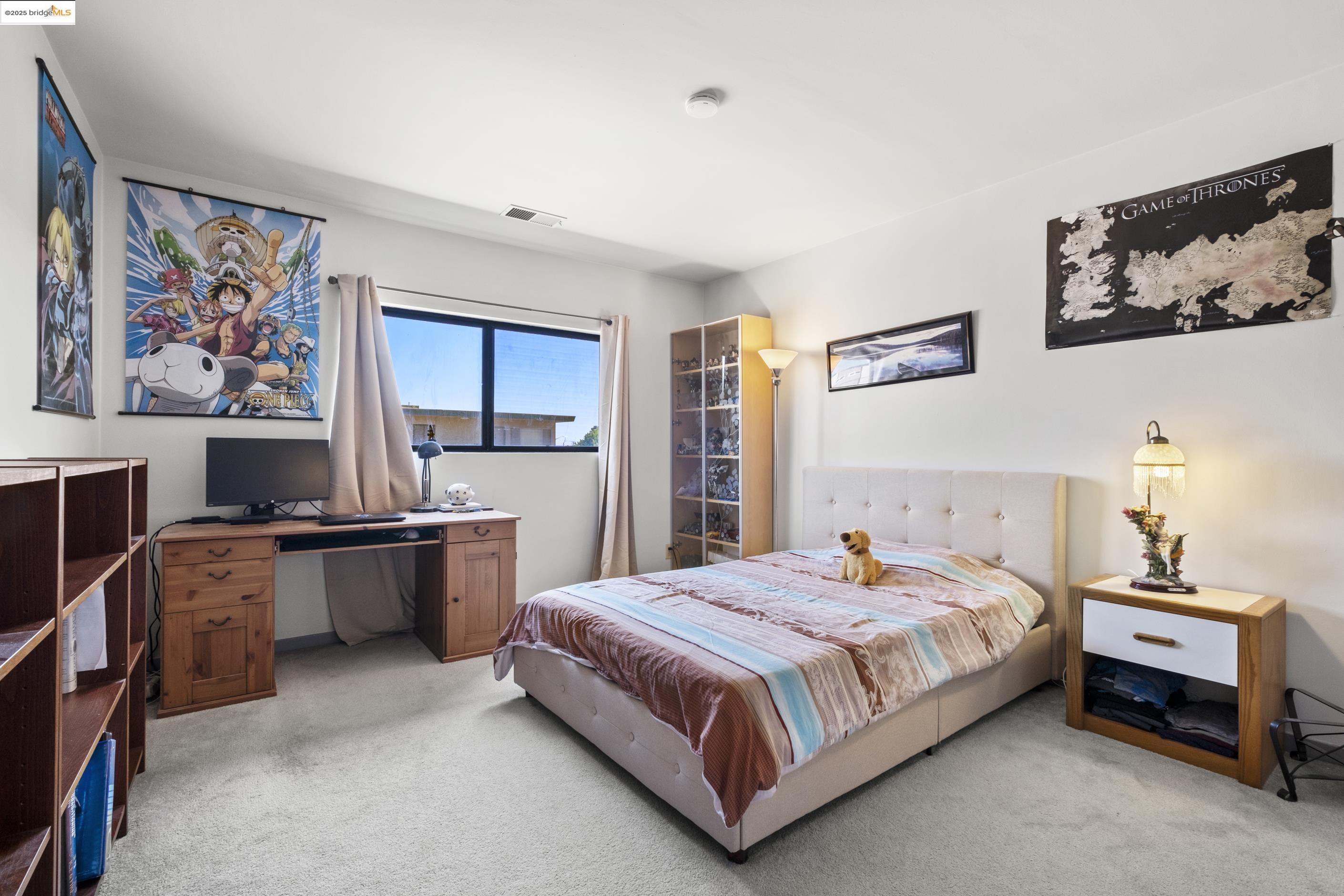 Detail Gallery Image 15 of 23 For 1050 Kains Avenue 3(B1),  Albany,  CA 94706 - 3 Beds | 2 Baths