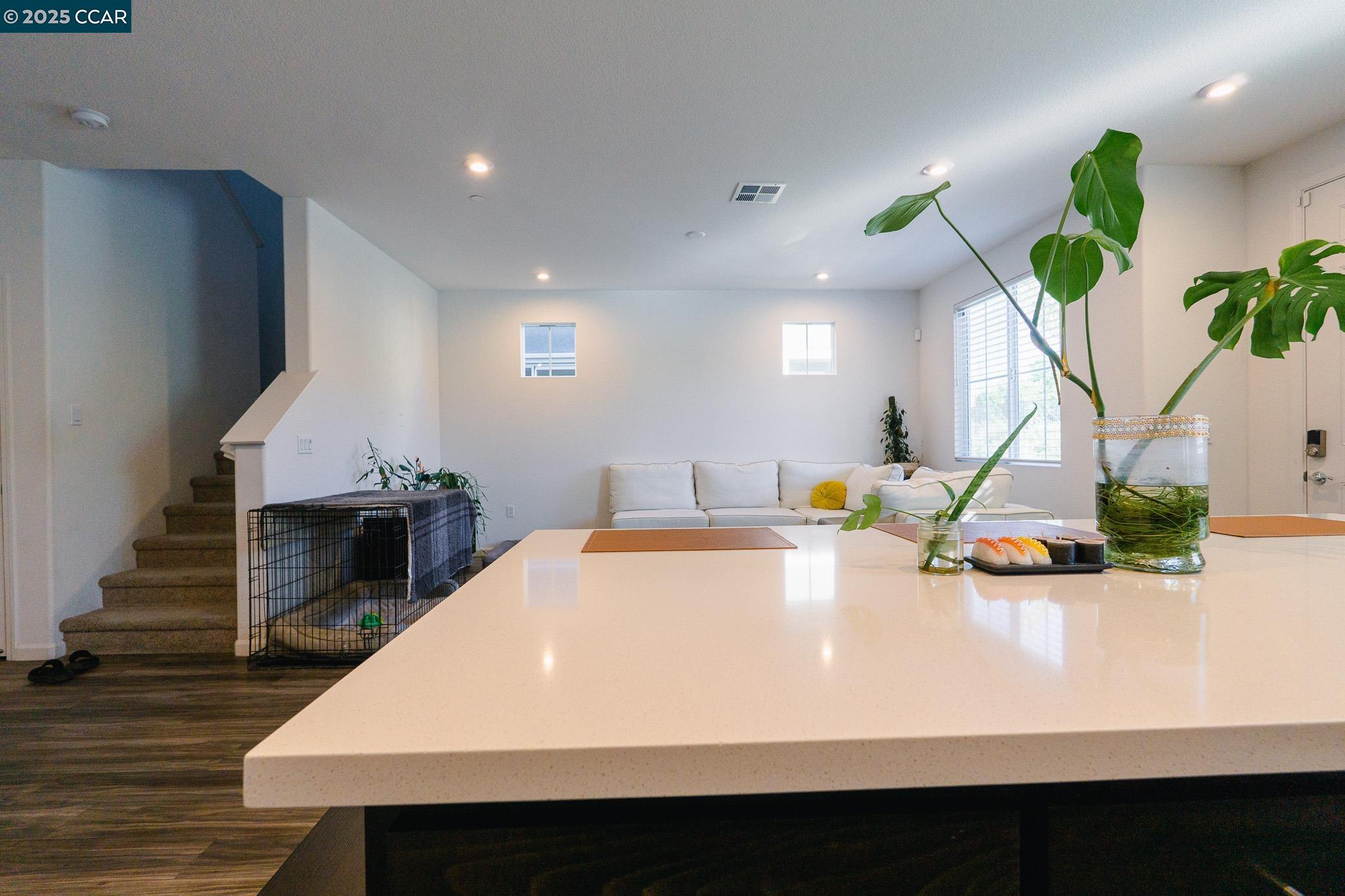 Detail Gallery Image 18 of 59 For 1412 Sanctuary St, Pittsburg,  CA 94565 - 3 Beds | 2/1 Baths