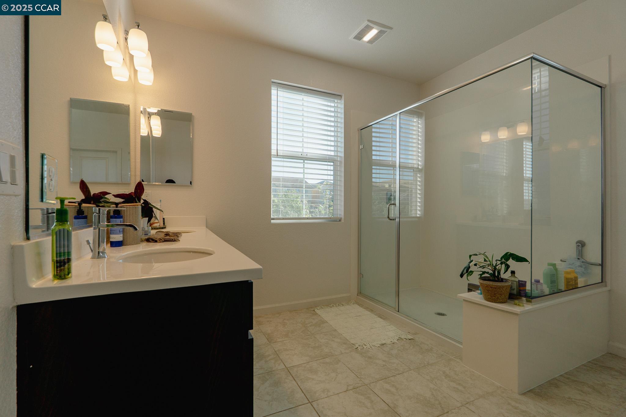 Detail Gallery Image 37 of 59 For 1412 Sanctuary St, Pittsburg,  CA 94565 - 3 Beds | 2/1 Baths