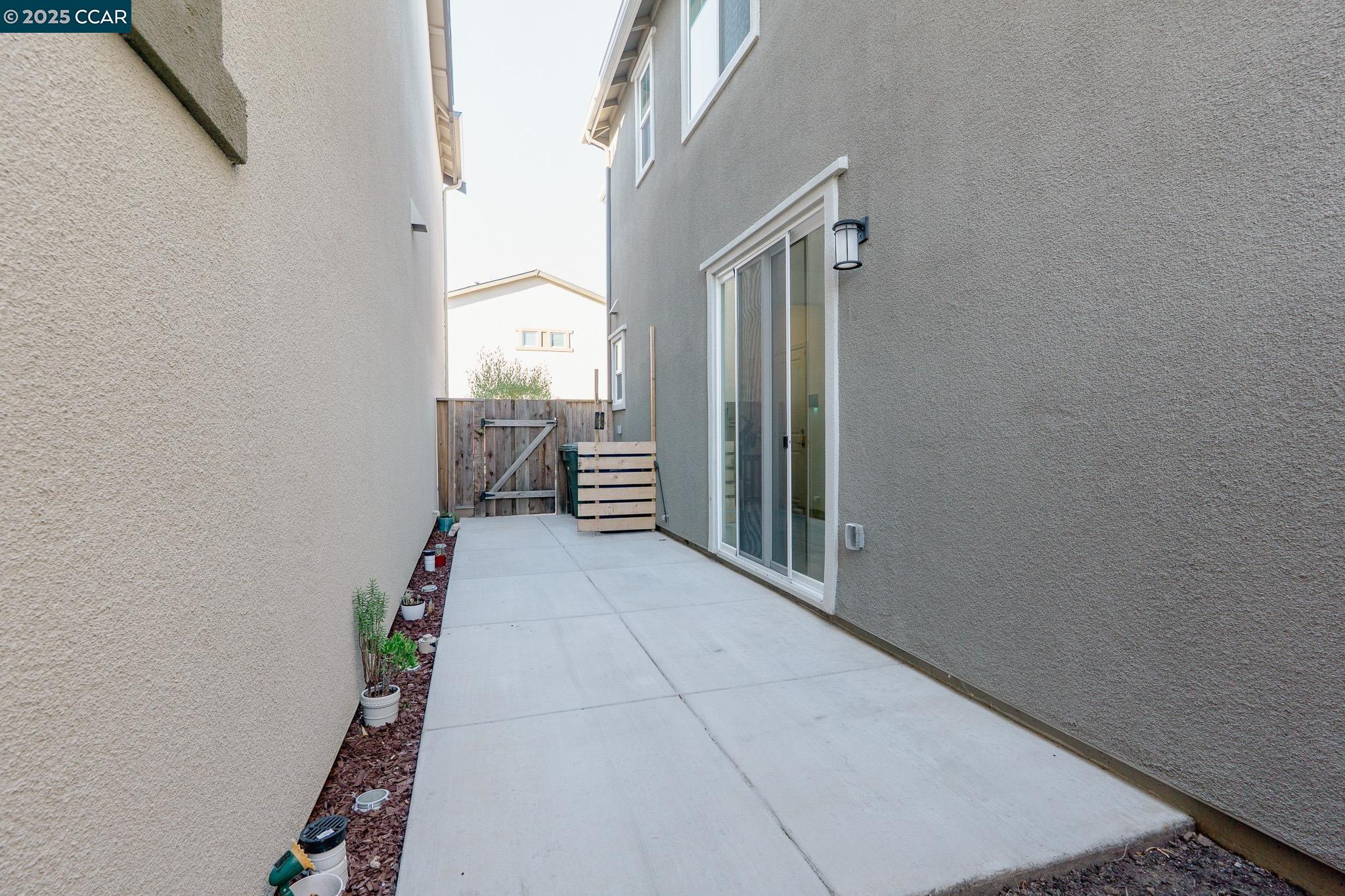 Detail Gallery Image 53 of 59 For 1412 Sanctuary St, Pittsburg,  CA 94565 - 3 Beds | 2/1 Baths