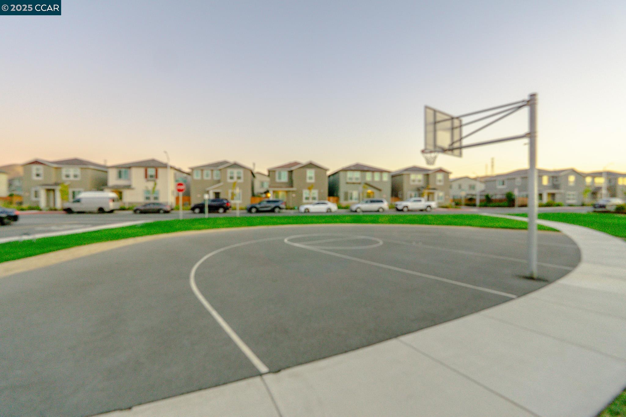 Detail Gallery Image 56 of 59 For 1412 Sanctuary St, Pittsburg,  CA 94565 - 3 Beds | 2/1 Baths