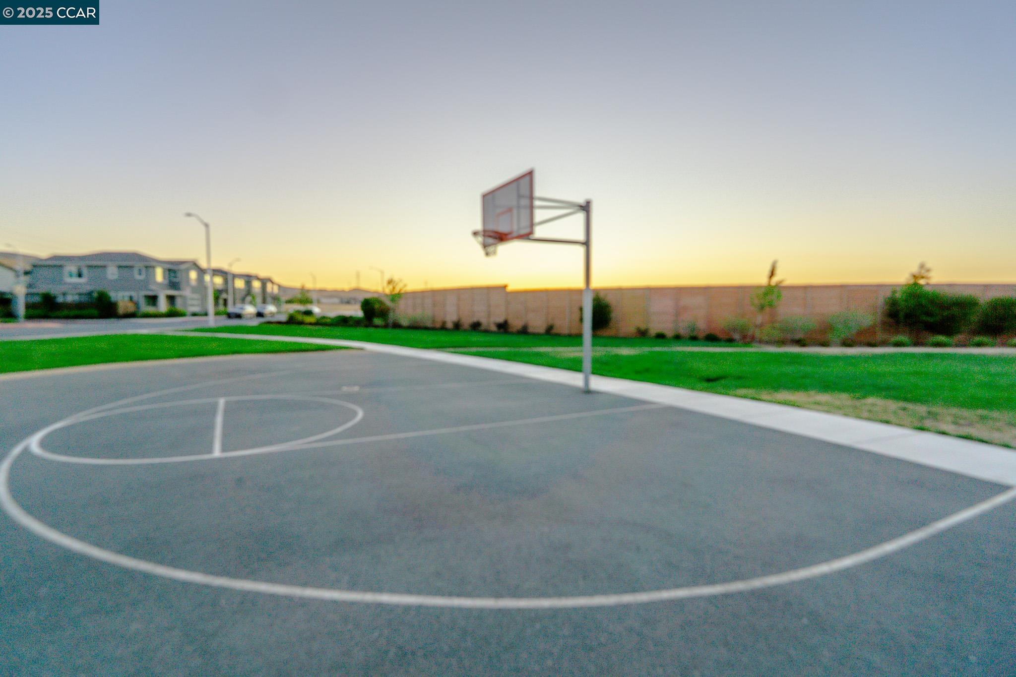 Detail Gallery Image 57 of 59 For 1412 Sanctuary St, Pittsburg,  CA 94565 - 3 Beds | 2/1 Baths