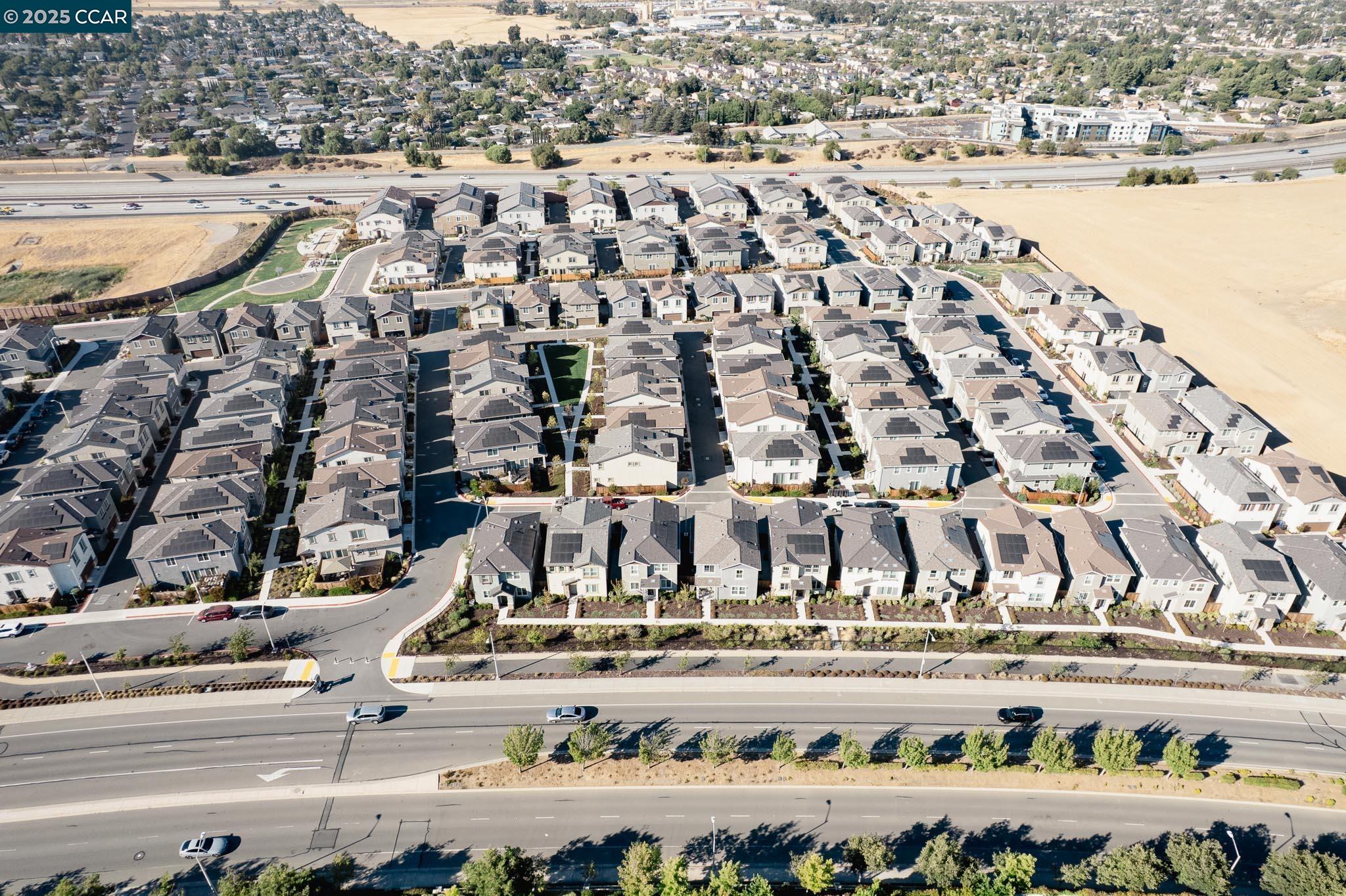 Detail Gallery Image 7 of 59 For 1412 Sanctuary St, Pittsburg,  CA 94565 - 3 Beds | 2/1 Baths