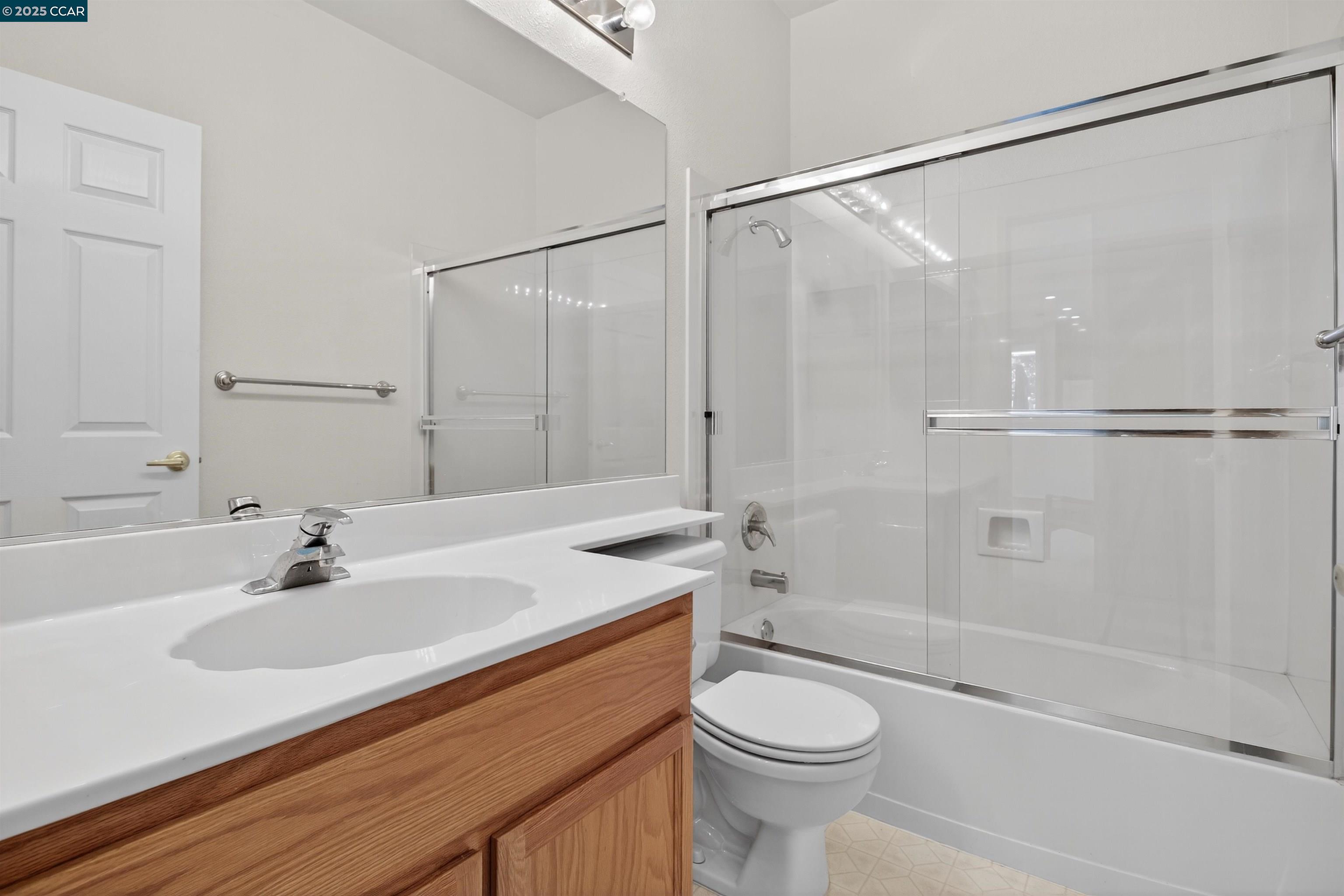 Detail Gallery Image 21 of 30 For 280 Black Amber Way, Brentwood,  CA 94513 - 2 Beds | 2 Baths