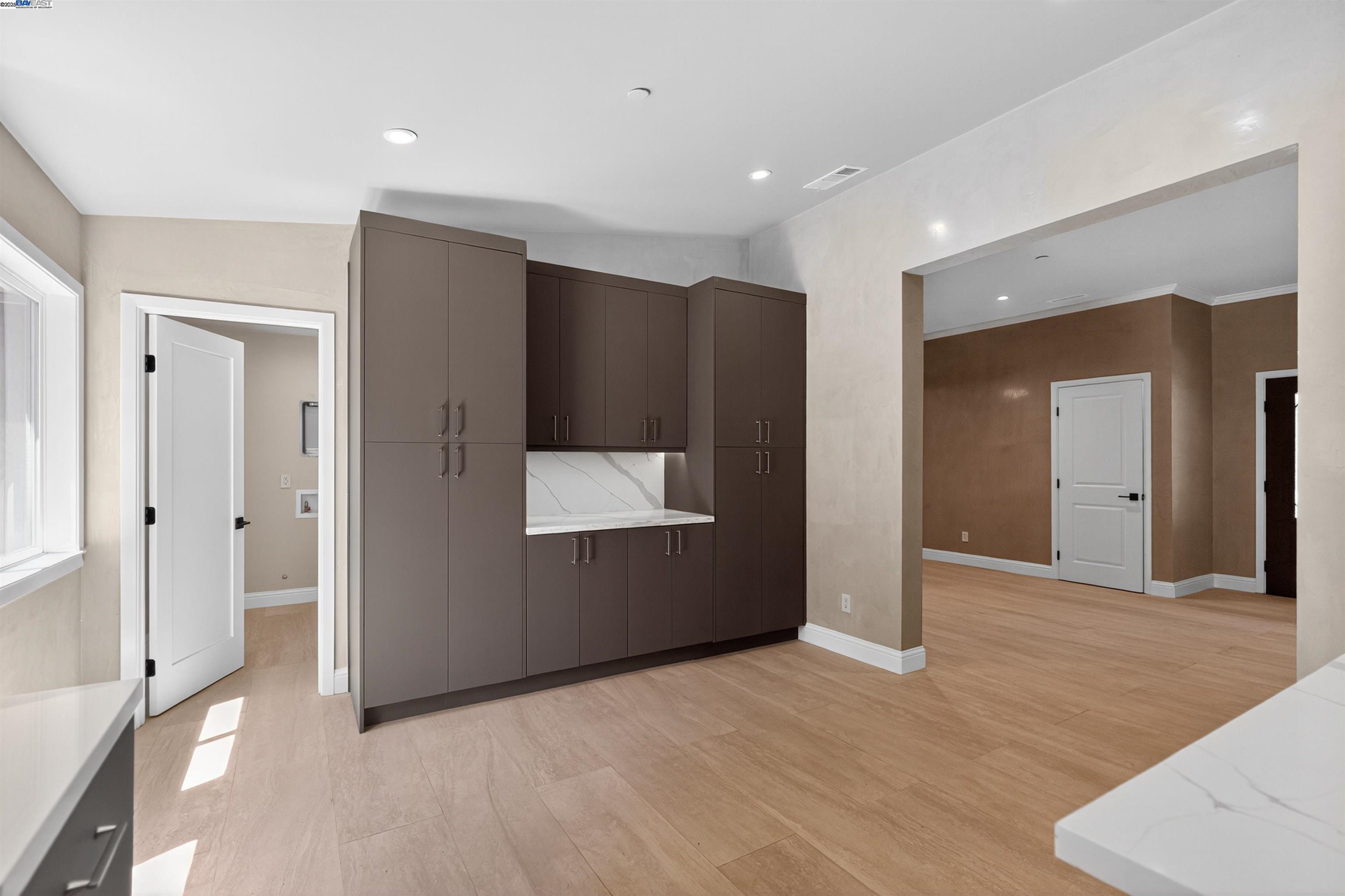 Detail Gallery Image 15 of 42 For 4435 Morse Ct, Napa,  CA 94558 - 4 Beds | 3/1 Baths