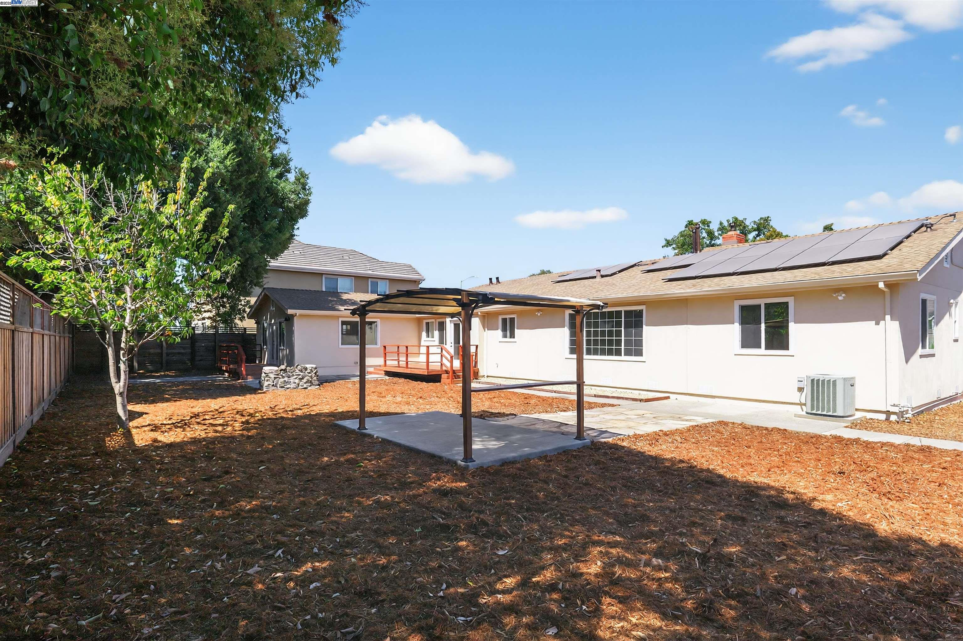 Detail Gallery Image 30 of 42 For 4435 Morse Ct, Napa,  CA 94558 - 4 Beds | 3/1 Baths