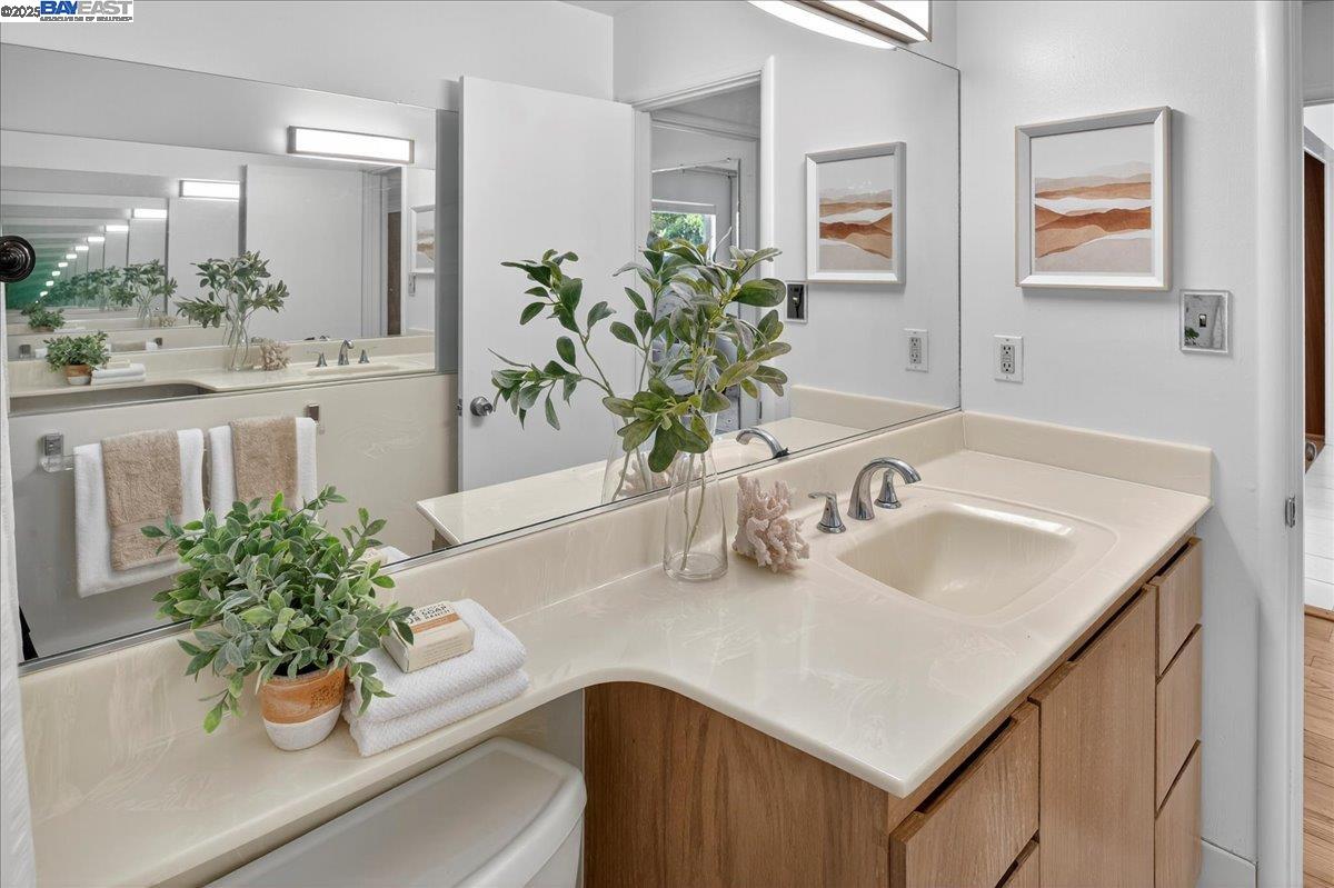 Detail Gallery Image 24 of 45 For 19347 Parsons Ave, Castro Valley,  CA 94546 - 3 Beds | 2 Baths