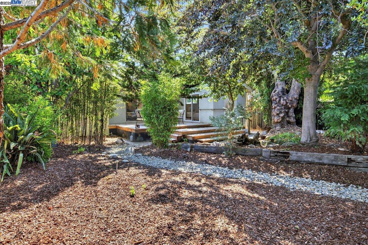 Detail Gallery Image 44 of 45 For 19347 Parsons Ave, Castro Valley,  CA 94546 - 3 Beds | 2 Baths