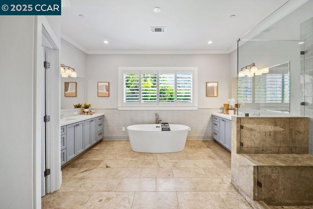 Detail Gallery Image 37 of 60 For 100 Alderwood Rd, Walnut Creek,  CA 94598 - 5 Beds | 3 Baths