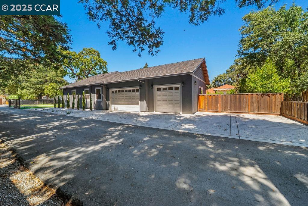 Detail Gallery Image 50 of 60 For 100 Alderwood Rd, Walnut Creek,  CA 94598 - 5 Beds | 3 Baths
