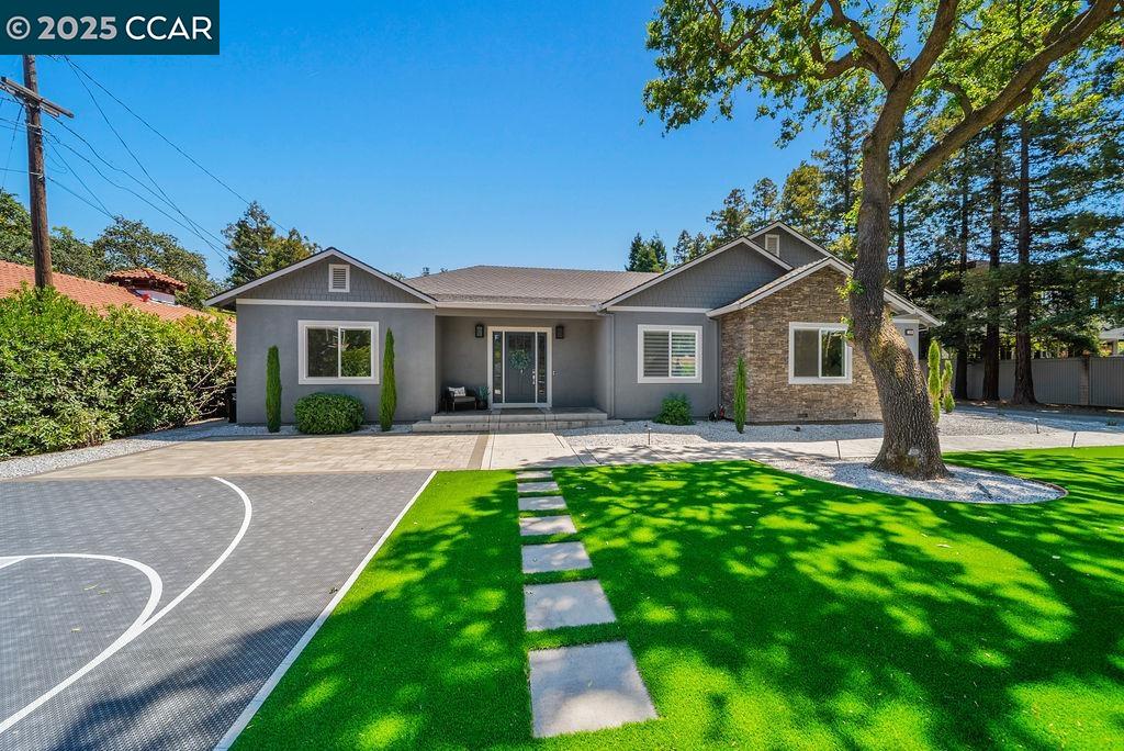 Detail Gallery Image 8 of 60 For 100 Alderwood Rd, Walnut Creek,  CA 94598 - 5 Beds | 3 Baths