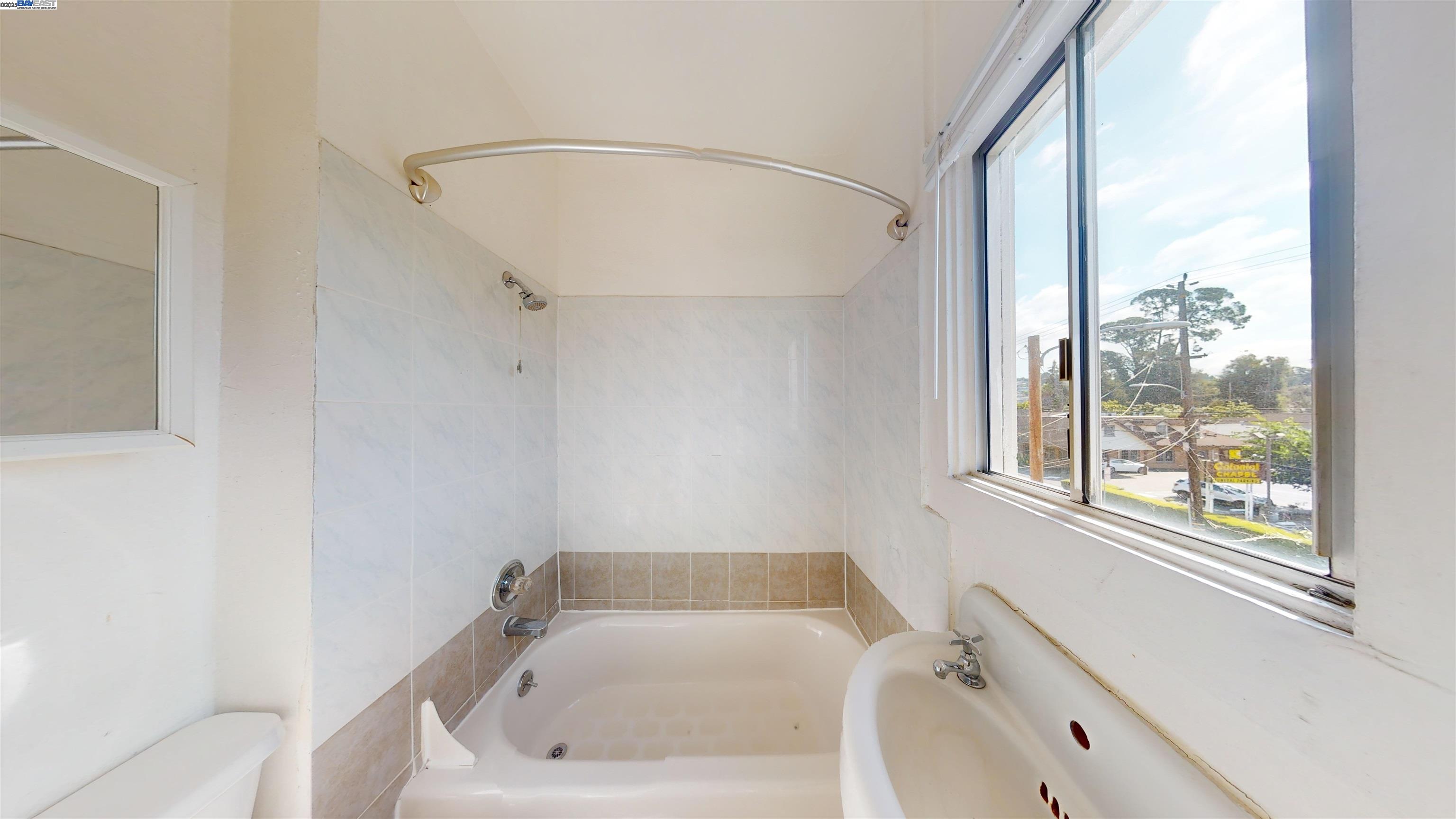 Detail Gallery Image 8 of 14 For 2605 High St, Oakland,  CA 94619 - – Beds | – Baths