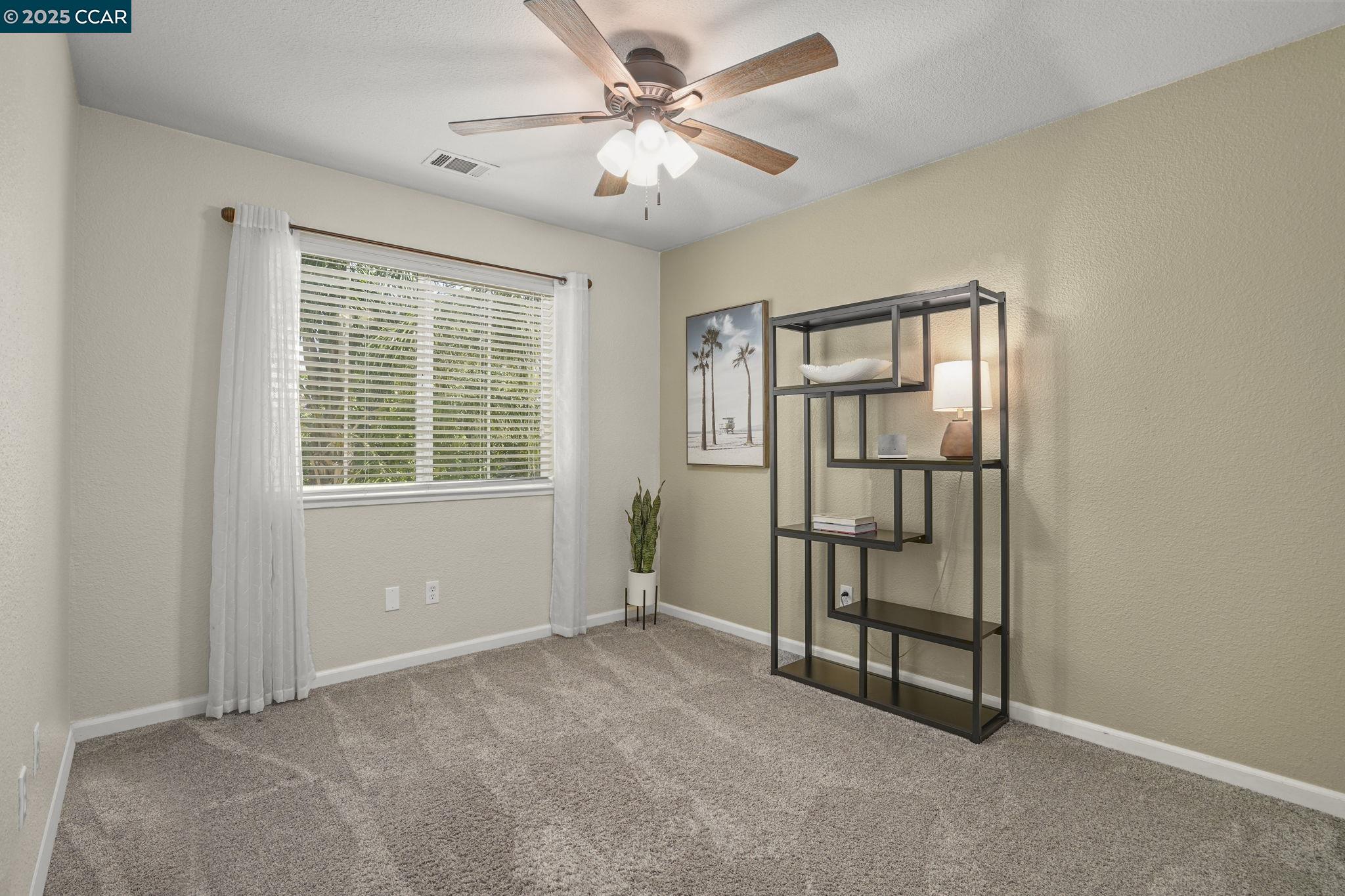 Detail Gallery Image 15 of 39 For 1651 Marina Way, Brentwood,  CA 94513 - 3 Beds | 2/1 Baths