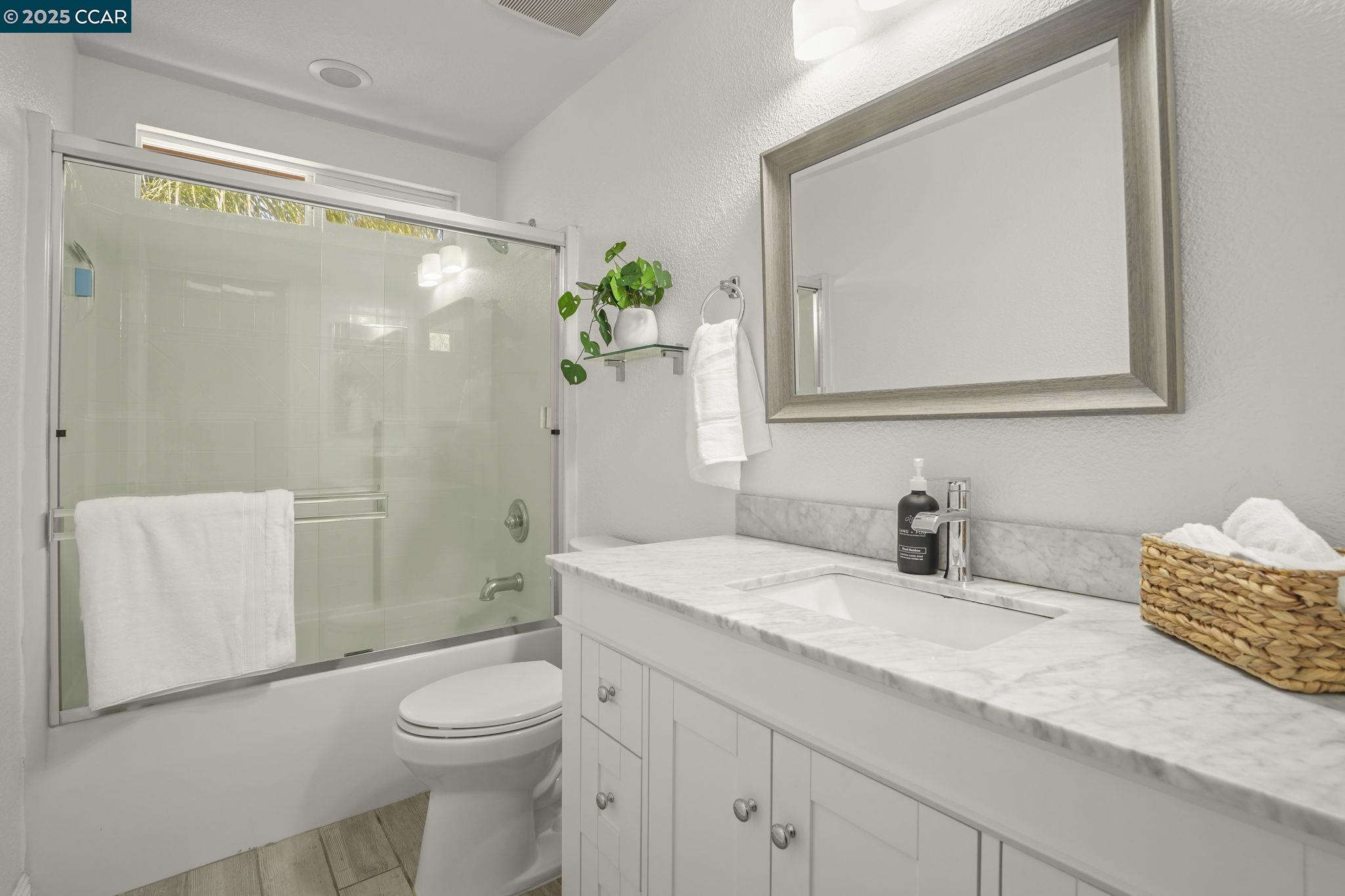 Detail Gallery Image 16 of 39 For 1651 Marina Way, Brentwood,  CA 94513 - 3 Beds | 2/1 Baths