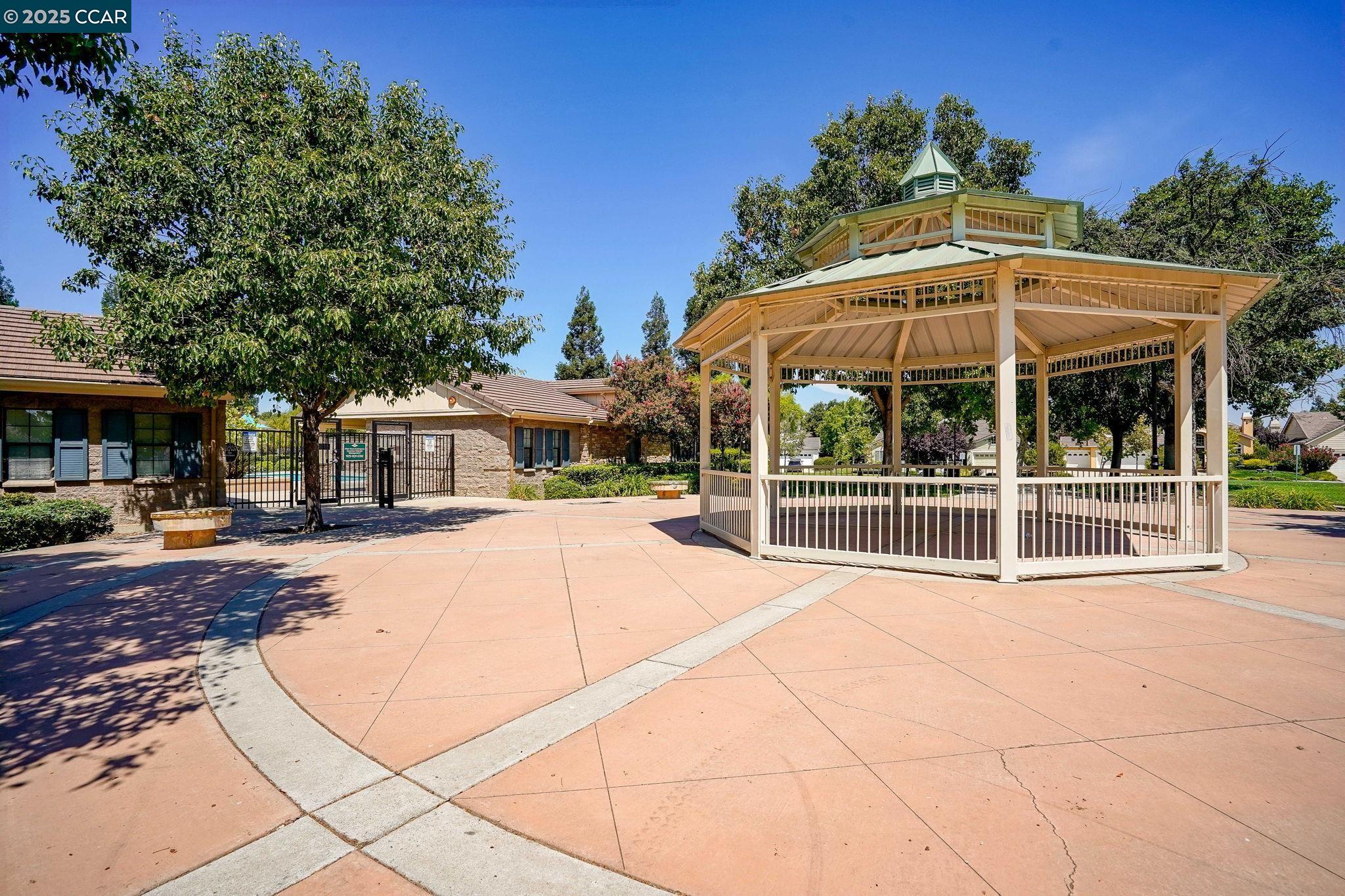 Detail Gallery Image 31 of 39 For 1651 Marina Way, Brentwood,  CA 94513 - 3 Beds | 2/1 Baths
