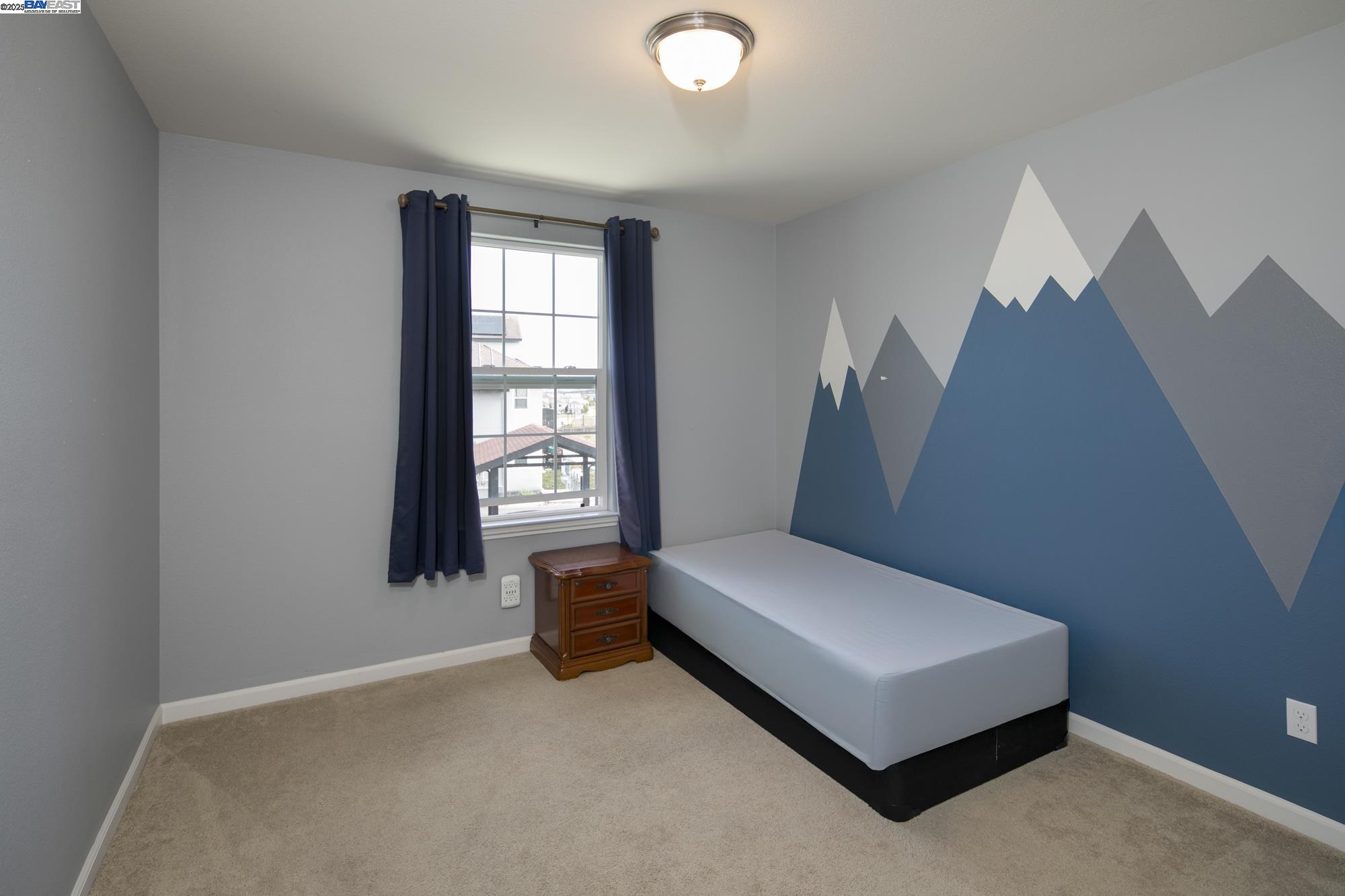 Detail Gallery Image 15 of 22 For 17819 Banks Street, –,  CA 93933 - 3 Beds | 2/1 Baths