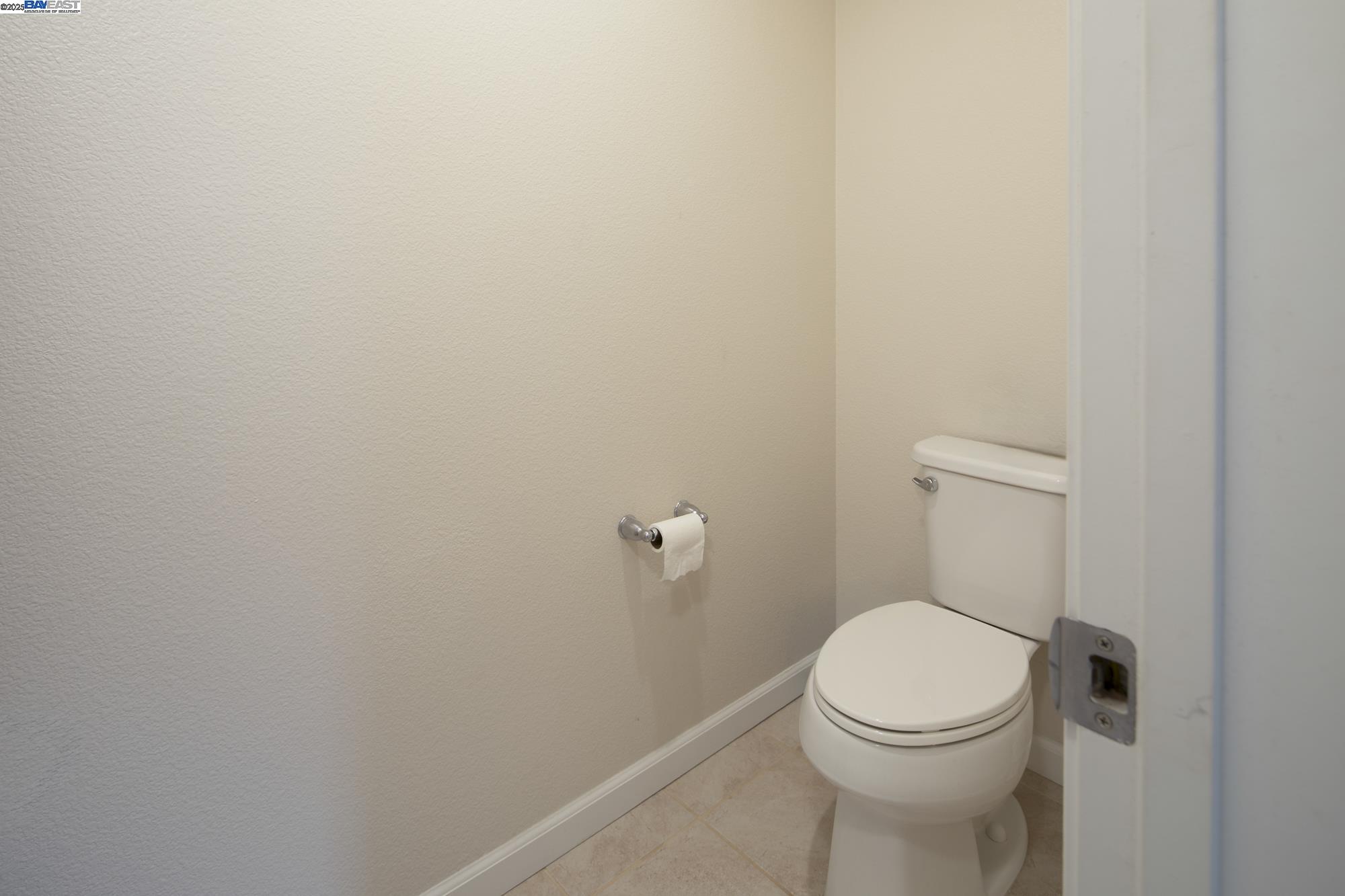 Detail Gallery Image 20 of 22 For 17819 Banks Street, –,  CA 93933 - 3 Beds | 2/1 Baths