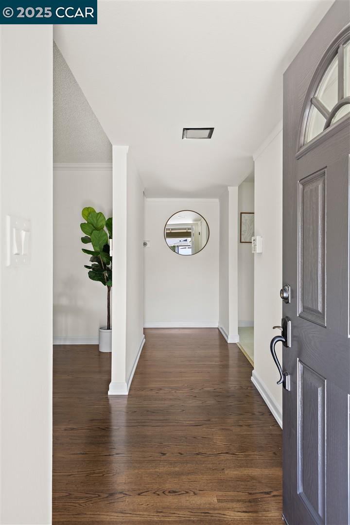 Detail Gallery Image 3 of 60 For 2283 Greenwich Rd, San Pablo,  CA 94806 - 4 Beds | 3 Baths
