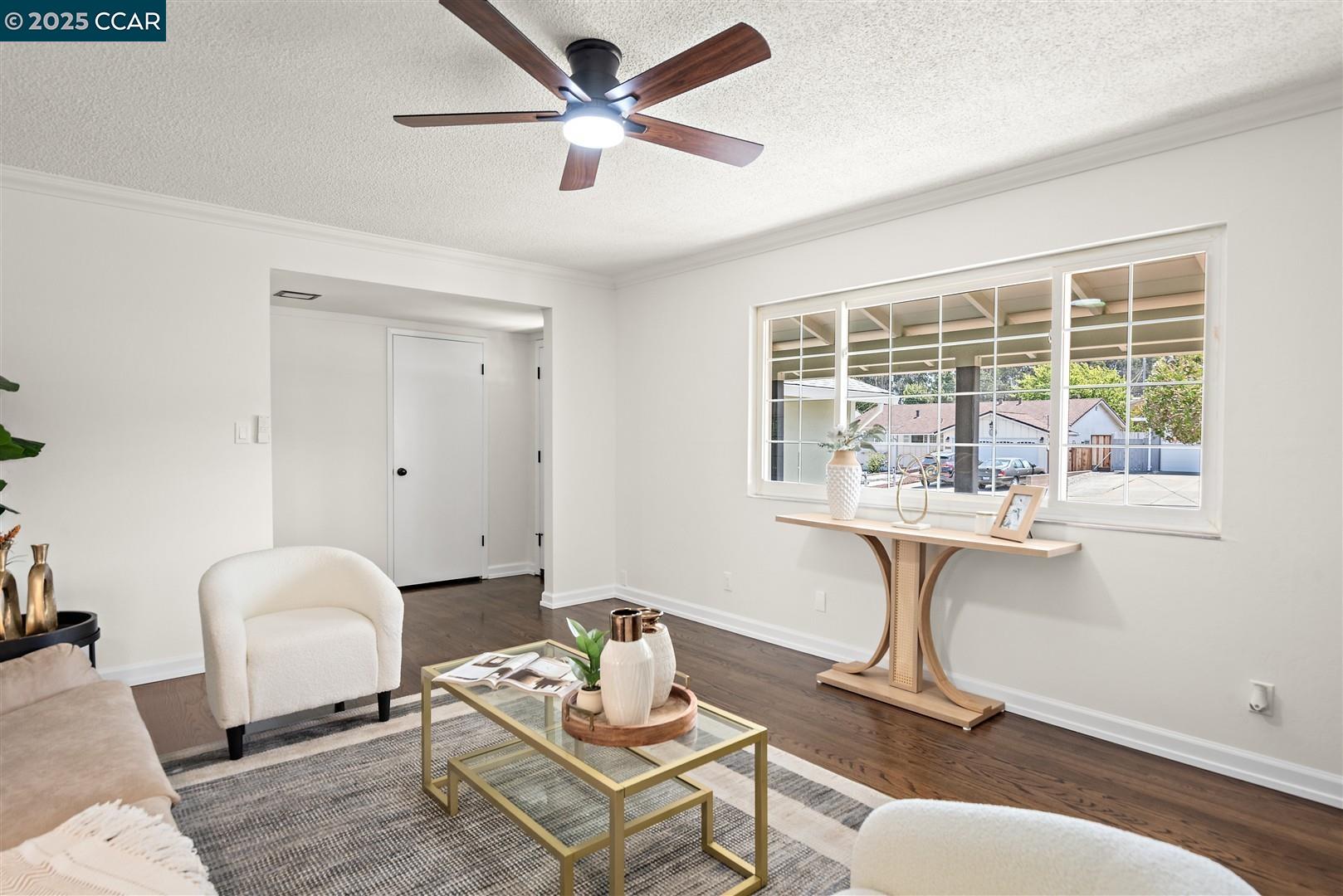 Detail Gallery Image 6 of 60 For 2283 Greenwich Rd, San Pablo,  CA 94806 - 4 Beds | 3 Baths