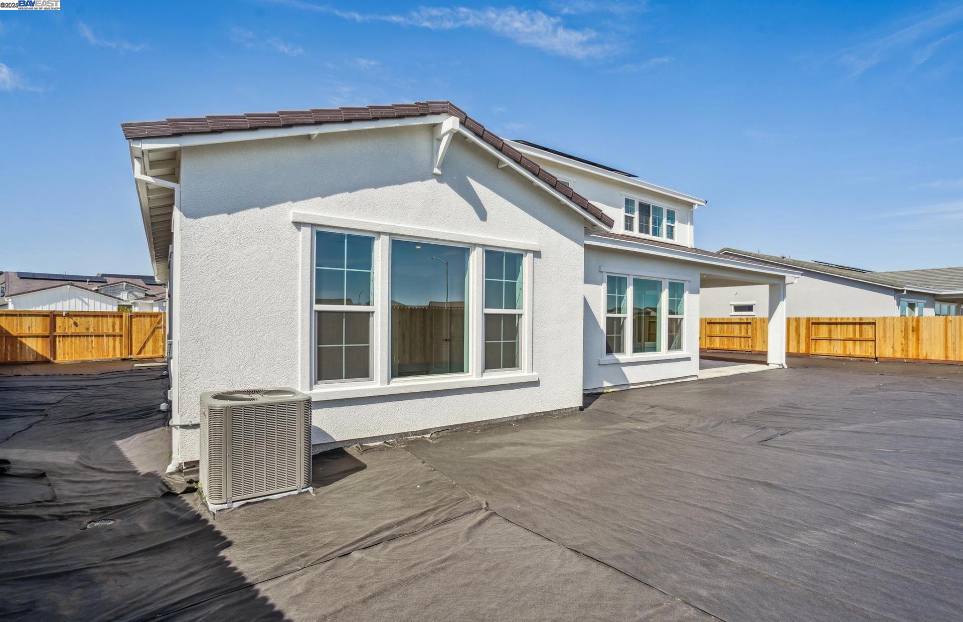 Detail Gallery Image 1 of 1 For Starburst Street, Manteca,  CA 95337 - 5 Beds | 4 Baths