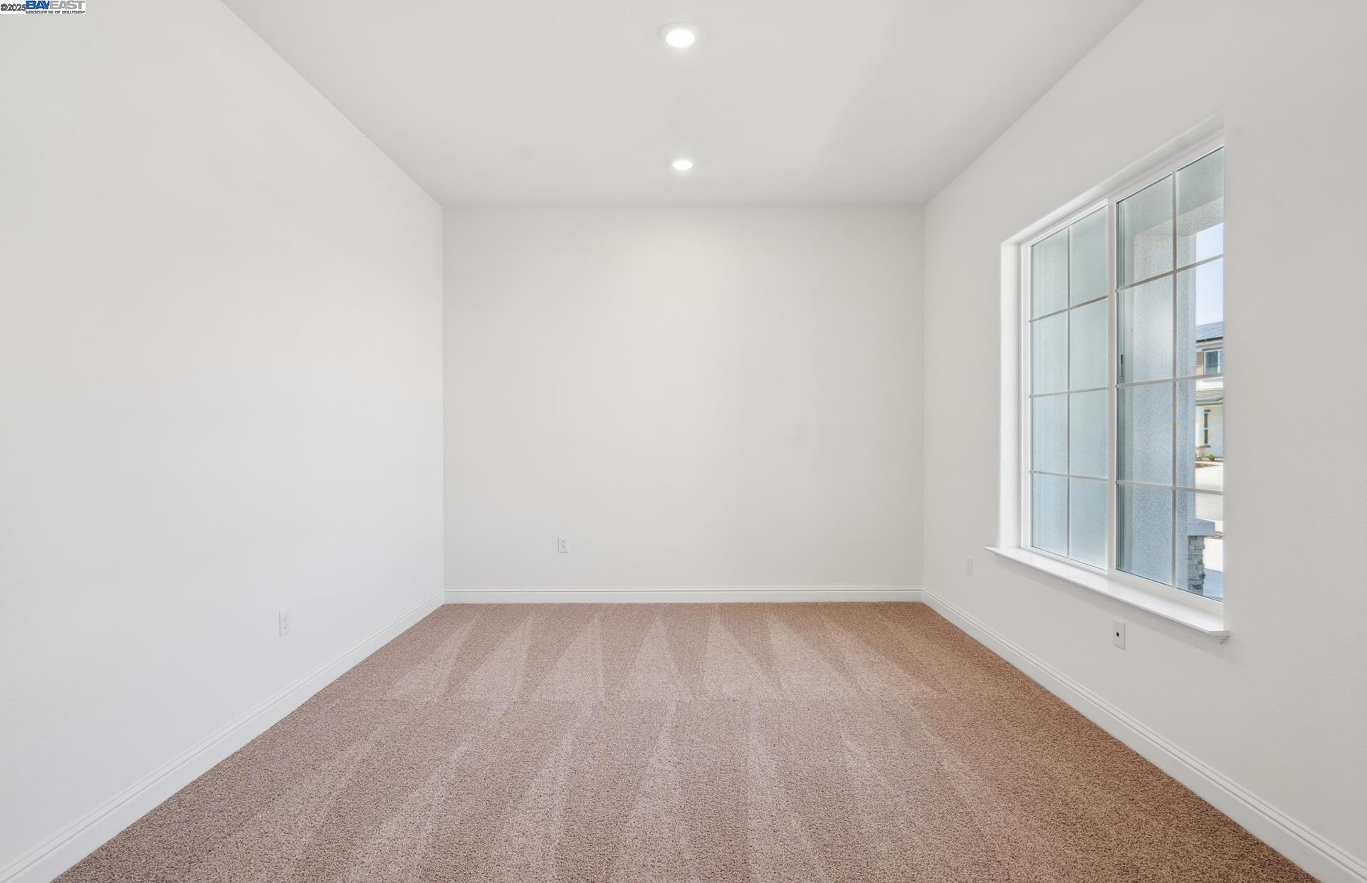 Detail Gallery Image 2 of 39 For Starburst Street, Manteca,  CA 95337 - 5 Beds | 4 Baths