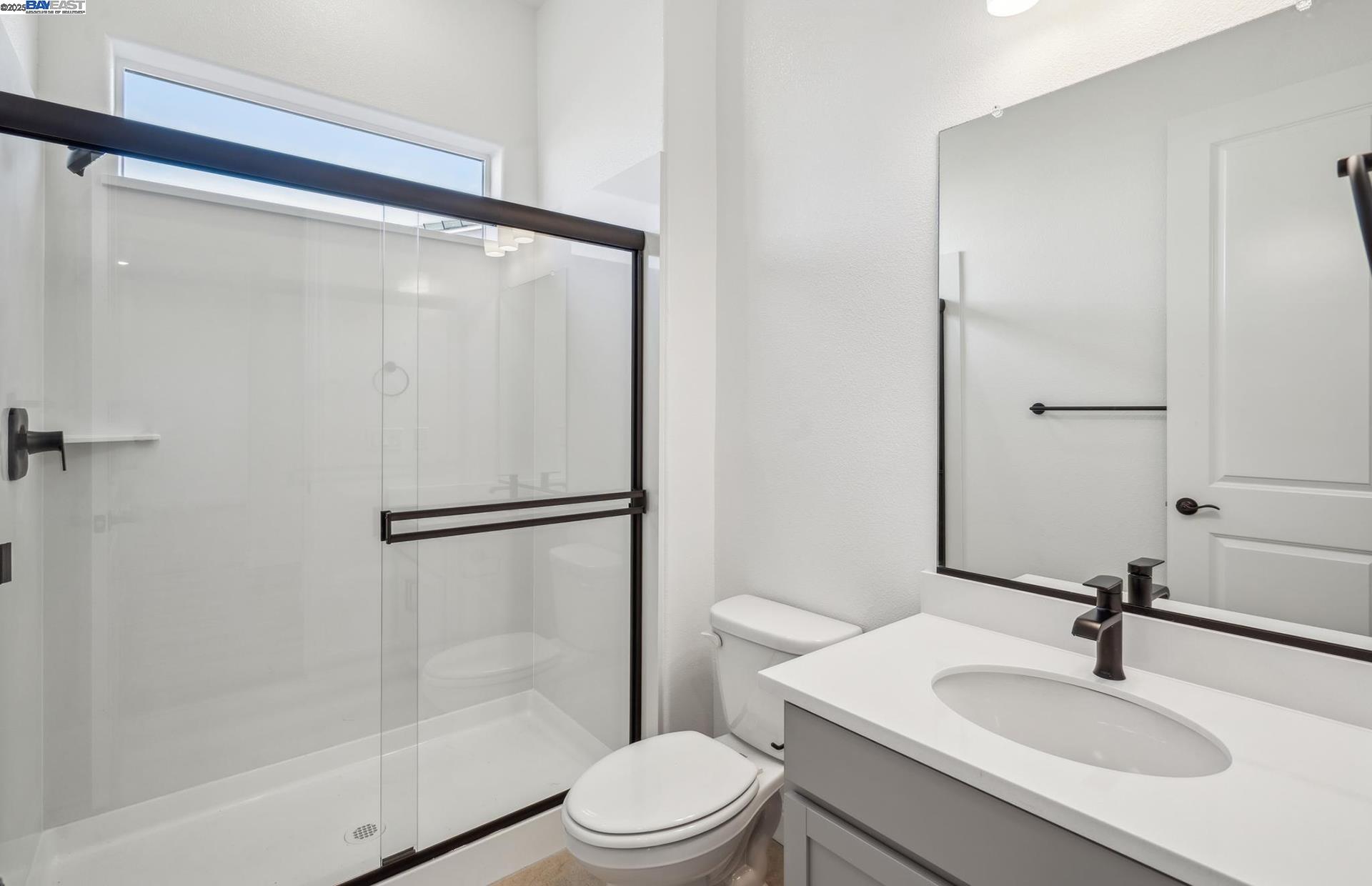 Detail Gallery Image 18 of 39 For Starburst Street, Manteca,  CA 95337 - 5 Beds | 4 Baths