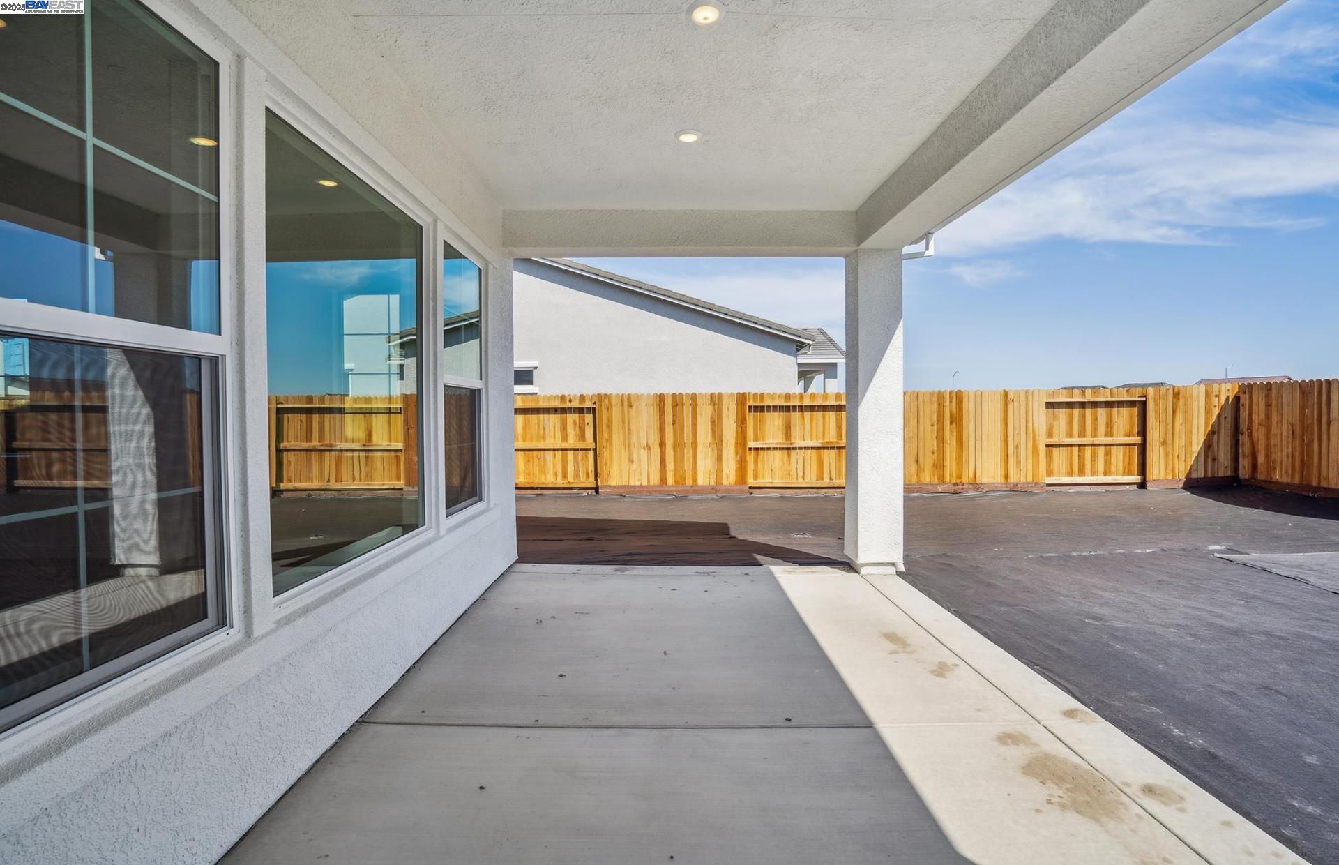 Detail Gallery Image 31 of 39 For Starburst Street, Manteca,  CA 95337 - 5 Beds | 4 Baths