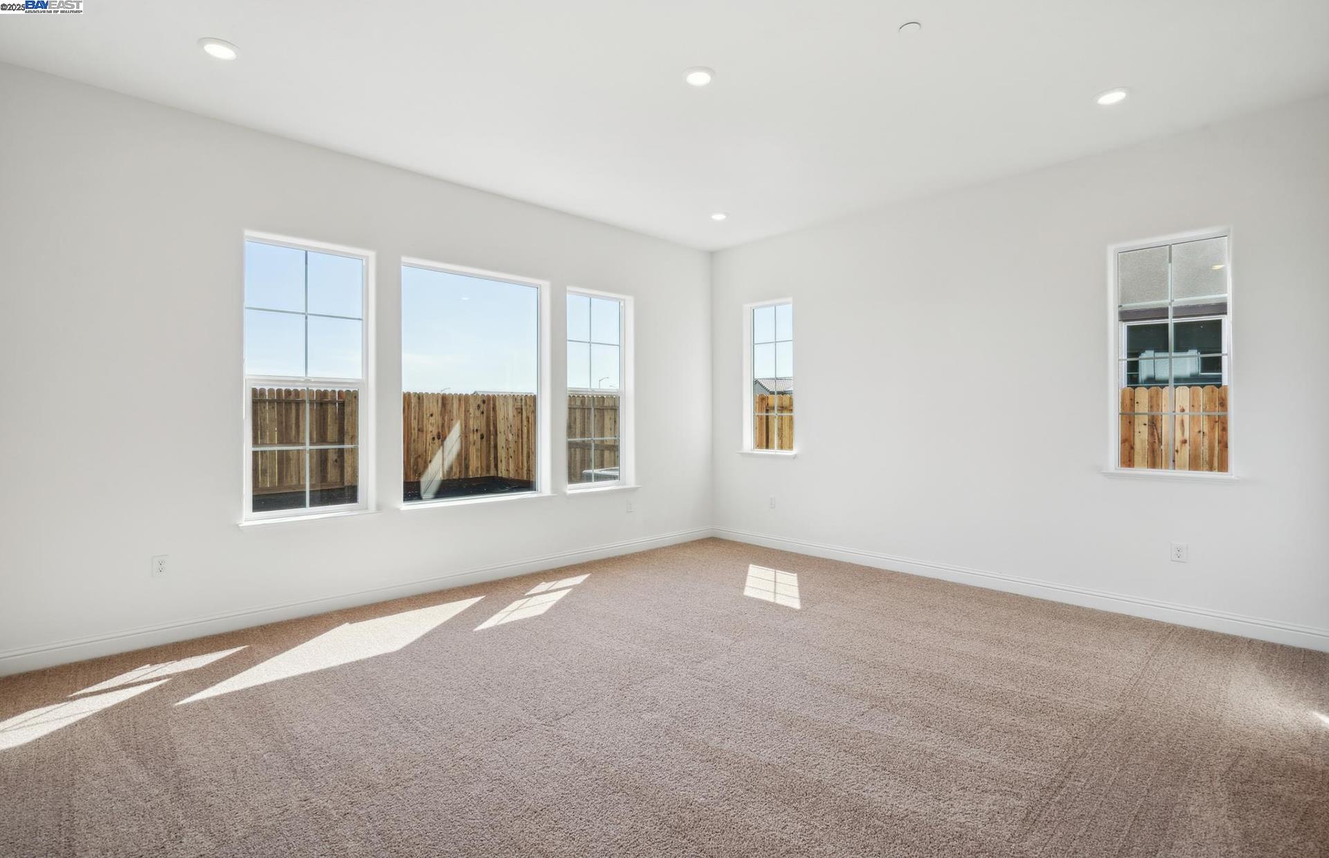 Detail Gallery Image 10 of 39 For Starburst Street, Manteca,  CA 95337 - 5 Beds | 4 Baths