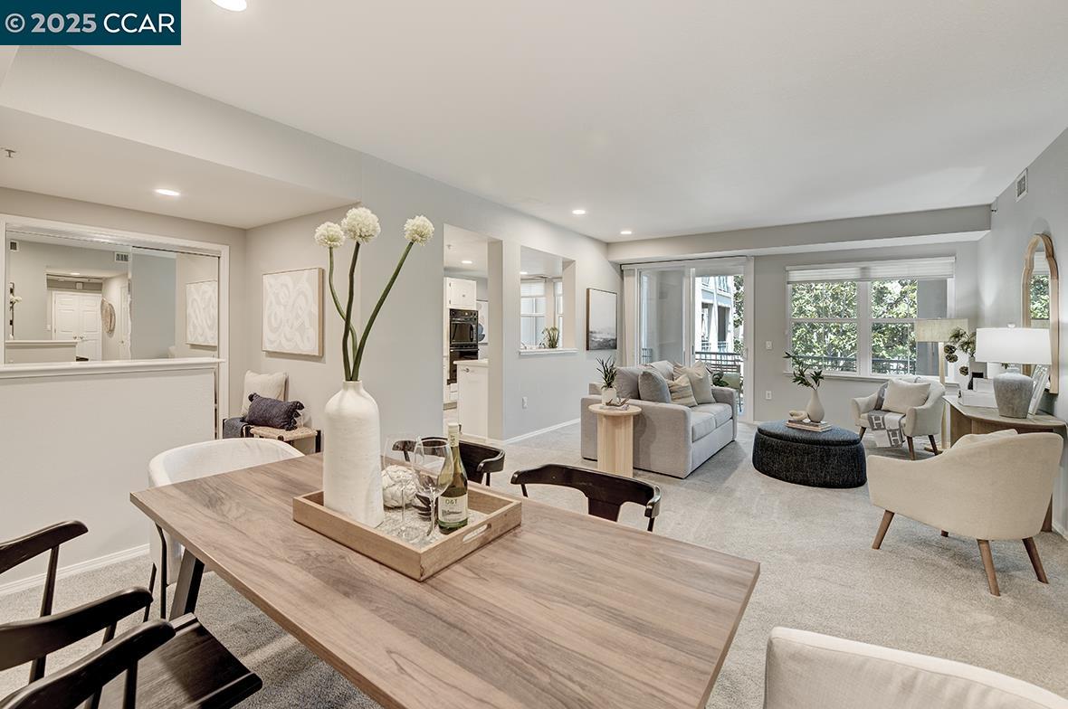 Detail Gallery Image 2 of 51 For 1840 Tice Creek Dr #2223,  Walnut Creek,  CA 94595 - 2 Beds | 2 Baths