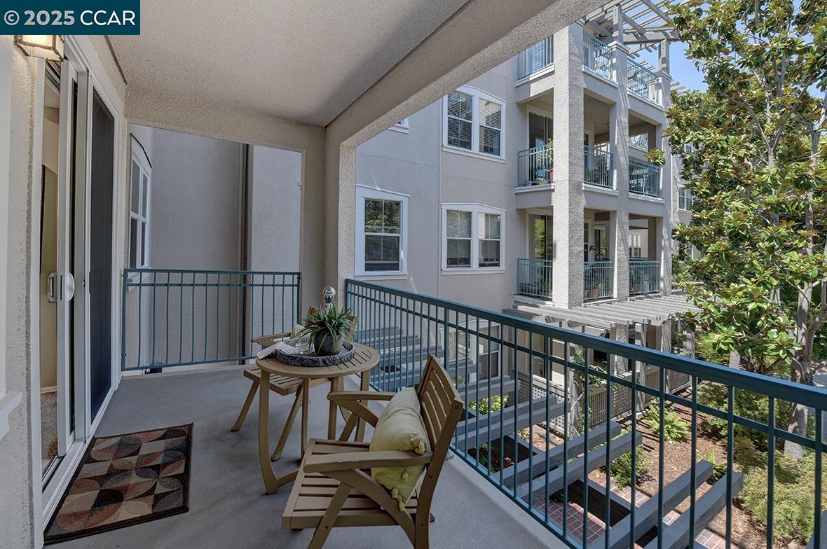 Detail Gallery Image 13 of 51 For 1840 Tice Creek Dr #2223,  Walnut Creek,  CA 94595 - 2 Beds | 2 Baths
